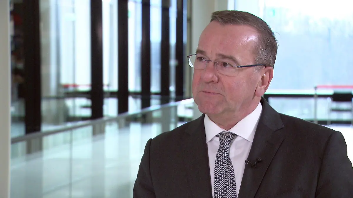 Der Innenminister von Niedersachsen, Boris Pistorius (SPD) sieht die Gefahr von Cyberangriffen durch Russland.