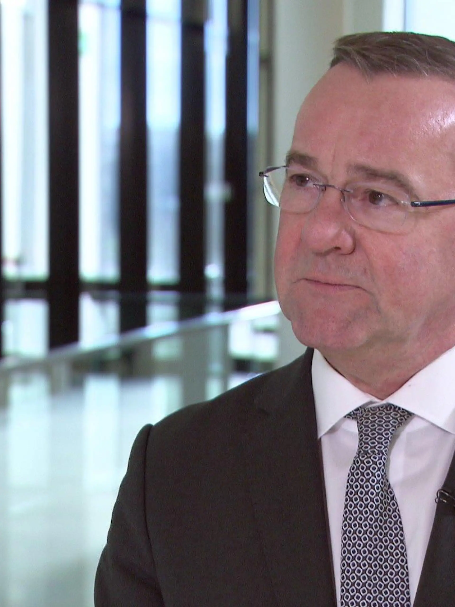 Der Innenminister von Niedersachsen, Boris Pistorius (SPD) sieht die Gefahr von Cyberangriffen durch Russland.