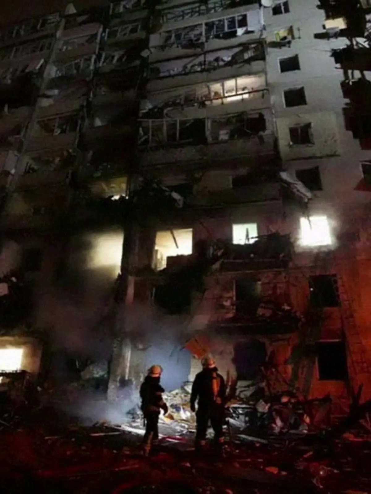 Feuer und Explosionen in Kiew