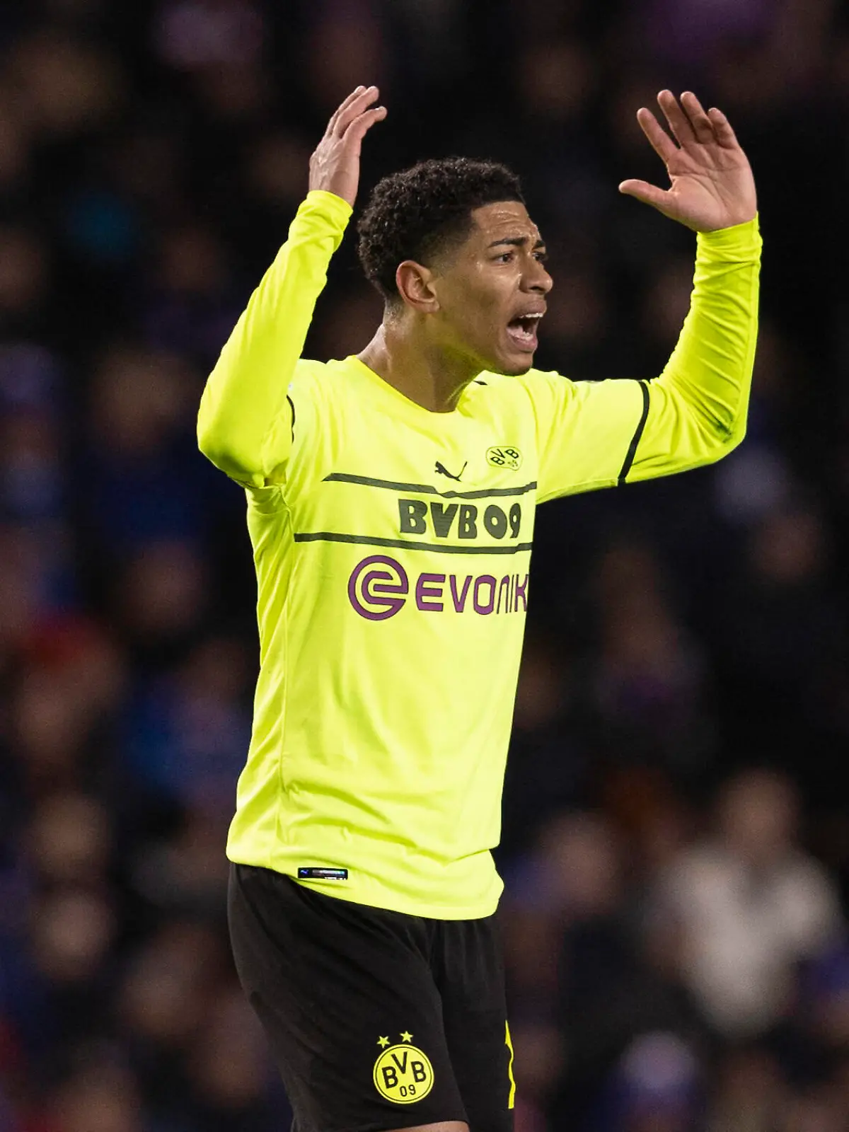  Football - 2021 / 2022 UEFA Europa League - Round of 32 - Second Leg - Glasgow Rangers vs Borussia Dortmund - Ibrox Stadium - Thursday 24th February 2022. Jude Bellingham of Borussia Dortmund scores to make it 1-1 PUBLICATIONxNOTxINxUK