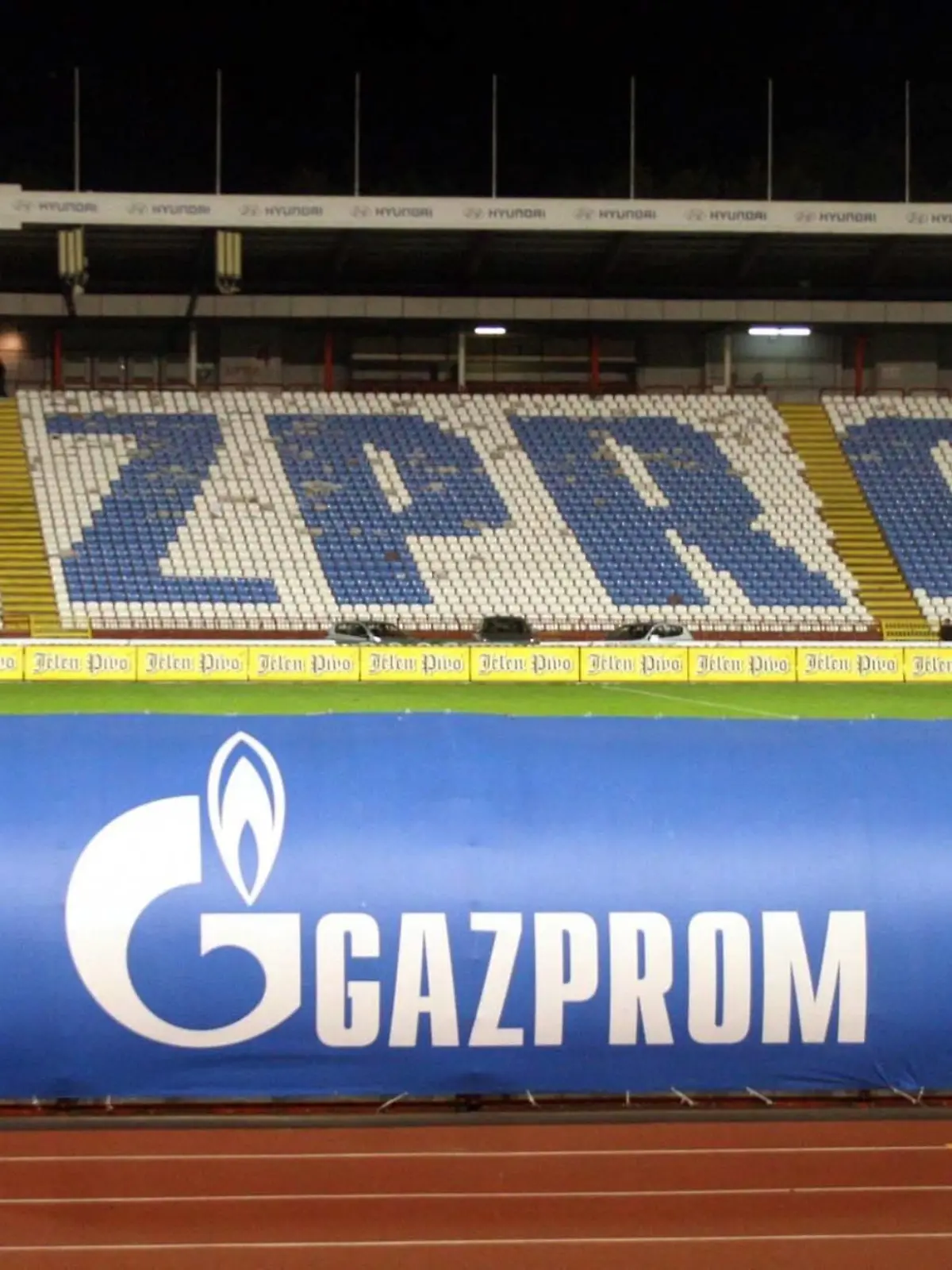 Bildnummer: 06532611  Datum: 18.09.2010  Copyright: imago/Aleksandar Djorovic
18.09.2010 Belgrade (Serbia) Roter Stern Belgrad - FK Javor Ivanjica, Jelen Super Liga,  Red Star stadium popular Marakana with advertising of new Russian sponsor Gazprom   PUBLICATIONxNOTxINxSER; Herren Fussball Serbien Jelen Super Liga 2010 2011 Belgrad Sportstätte vdig xdp 2010 quer  o0 Sponsor, Werbepartner, Werbung, Wirtschaft Schriftzug Gazprom totale

Image number 06532611 date 18 09 2010 Copyright imago Aleksandar Djorovic 18 09 2010 Belgrade Serbia red Star Belgrade FK Javor Ivanjica Jelen Super League Red Star Stage popular Mara Kana with Advertising of New Russian Sponsor Gazprom PUBLICATIONxNOTxINxSER men Football Serbia Jelen Super League 2010 2011 Belgrade venues Vdig  2010 horizontal o0 Sponsor sponsor Advertising Economy emblem Gazprom long shot 