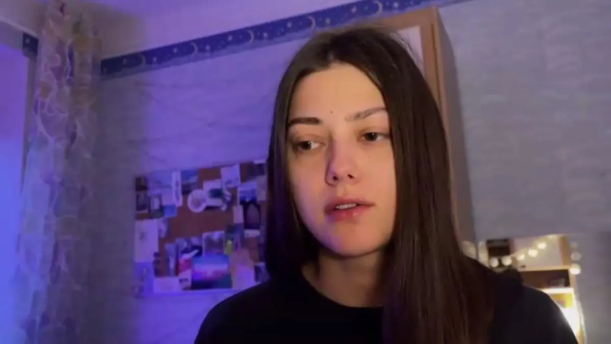 "Sasha" lebt n Charkiw nahe der russischen Grenze und erlebt die Angriffe der Russen auf die Ukraine hautnah mit.