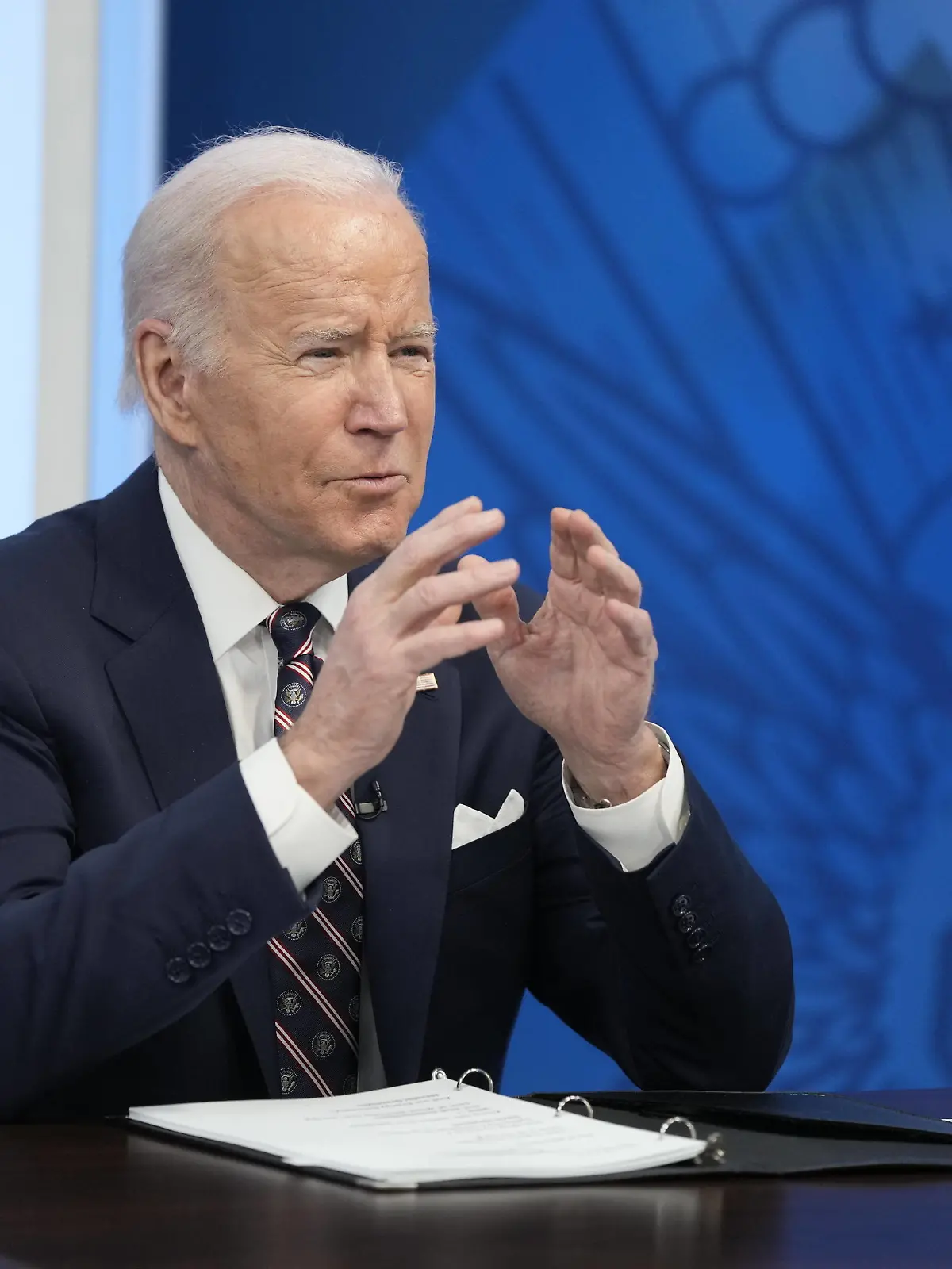  February 22, 2022, Washington, District of Columbia, USA: United States President Joe Biden hosts a virtual event announcing progress on securing critical mineral supply chains, powering clean energy manufacturing, and creating good-paying jobs in the South Court Auditorium in the Eisenhower Executive Office Building in Washington, DC on Tuesday, February 22, 2022 Washington USA - ZUMAs152 20220222_zaa_s152_022 Copyright: xChrisxKleponisx-xPoolxviaxCNPx