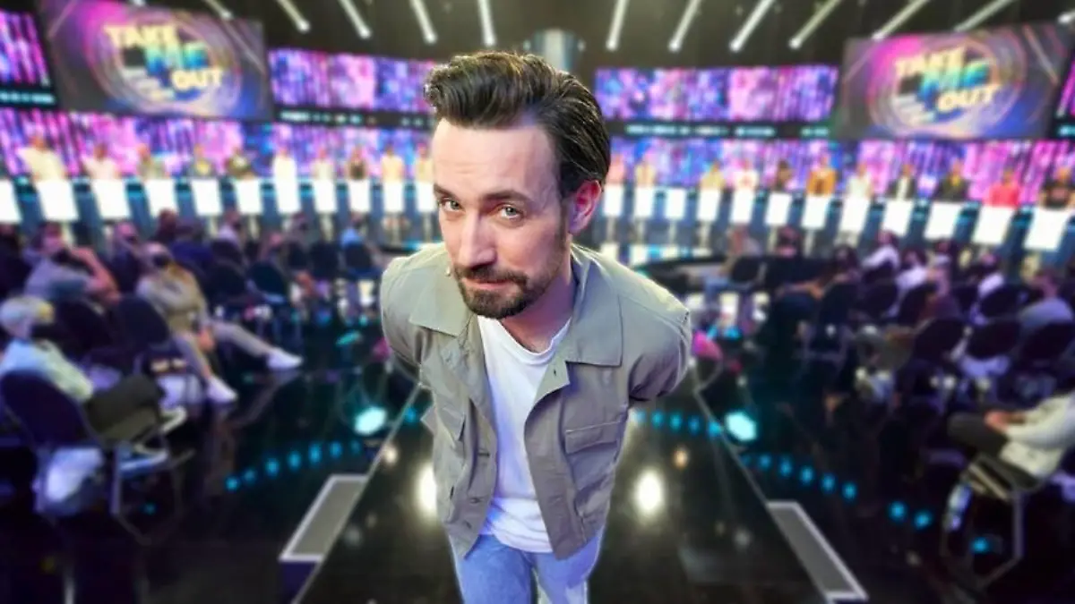 Jan Köppen lädt lesbische Ladys zum „Girls, Girls, Girls“-Special von „Take Me Out“.