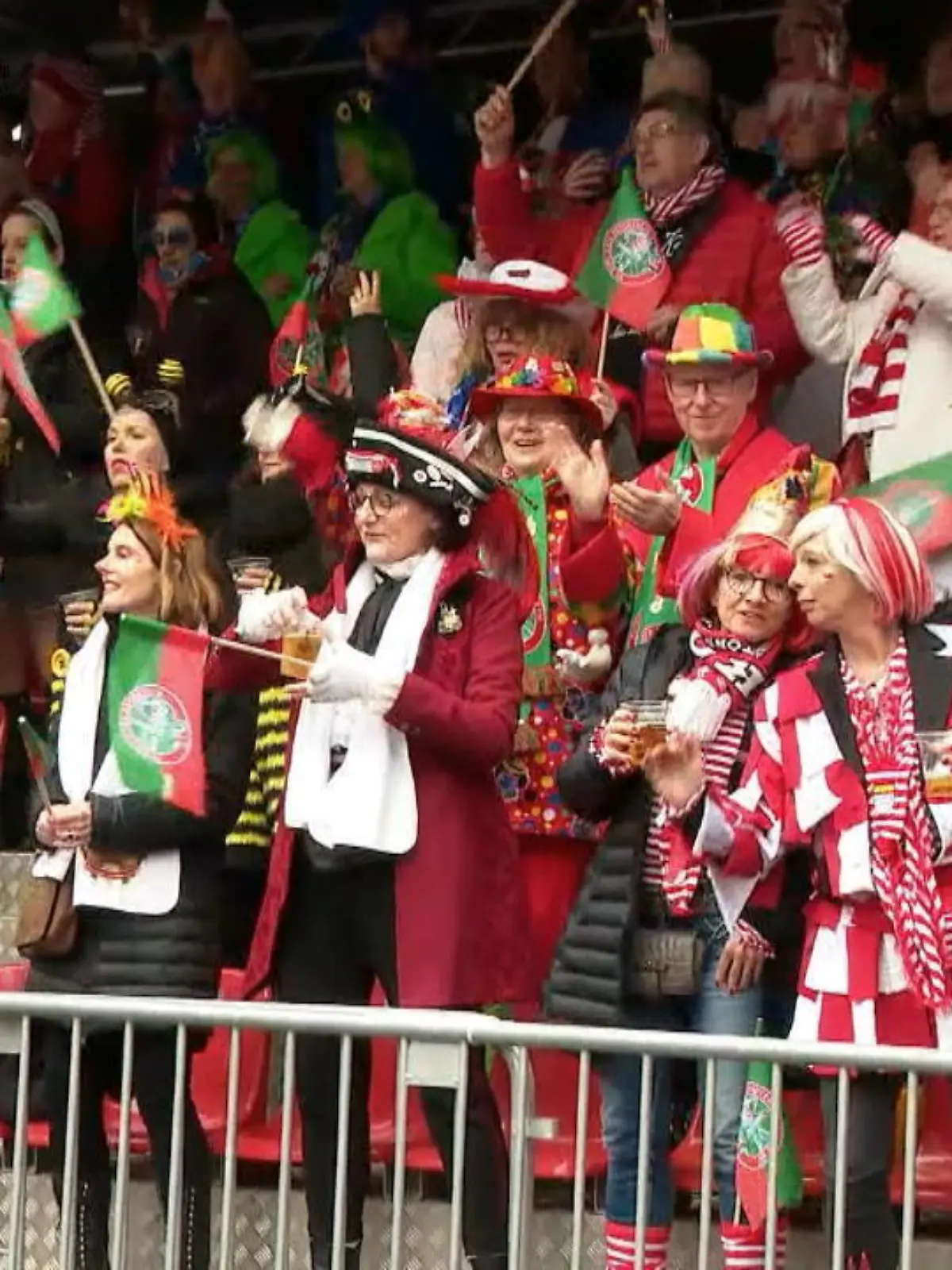 Bild zu: "Weiberfastnacht und Krieg"