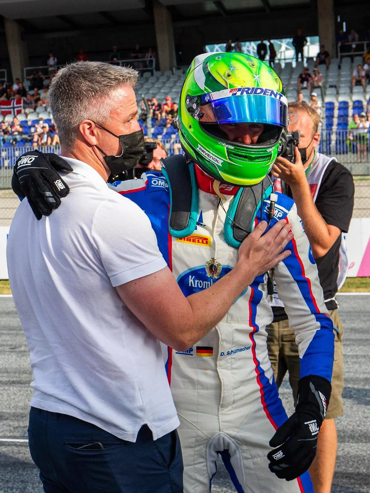  Schumacher David ger, Trident Racing, Dallara F3, portrait celebrating his win in race 2 with his father Ralf during the 3rd round of the 2021 FIA Formula 3 Championship from July 3 to 4, 2021 on the Red Bull Ring, in Spielberg, Austria - AUTOMOBILE : FORMULE 3 Autriche - 03/07/2021 DPPI/PANORAMIC PUBLICATIONxNOTxINxFRAxITAxBEL RBR_F3_SR-5440