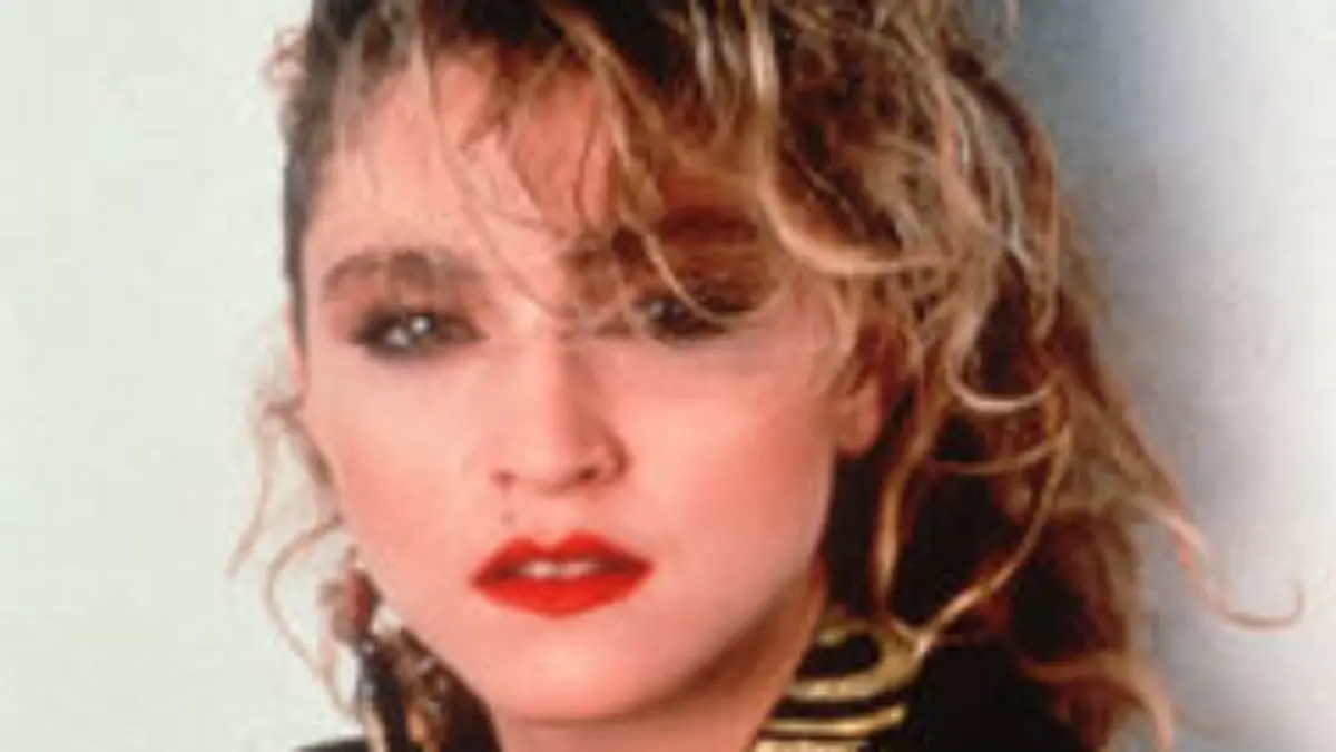 dp 20050117 madonna 01