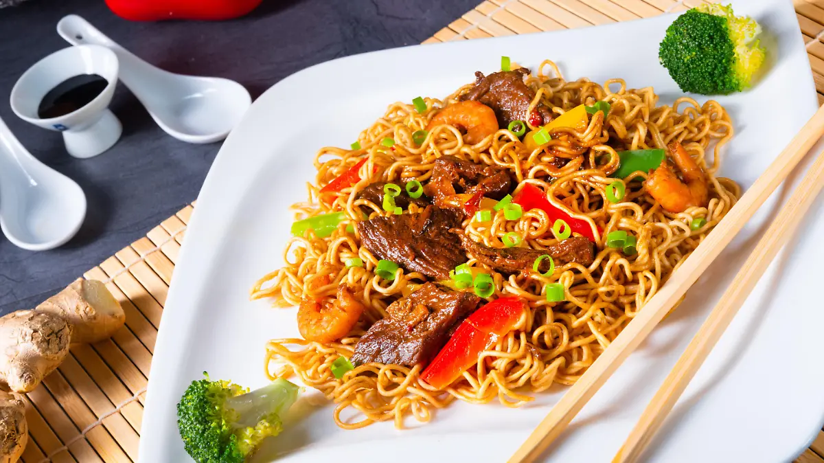 Fried Mie noodles with beef and vegetables.