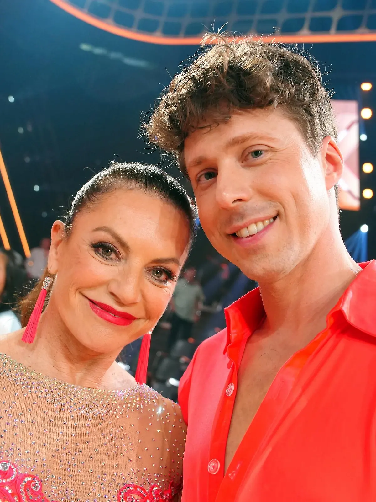 Christine Neubauer und Valentin Lusin scheiden aus.

+++ Die Verwendung des sendungsbezogenen Materials ist nur mit dem Hinweis und Verlinkung auf RTL+ gestattet. +++