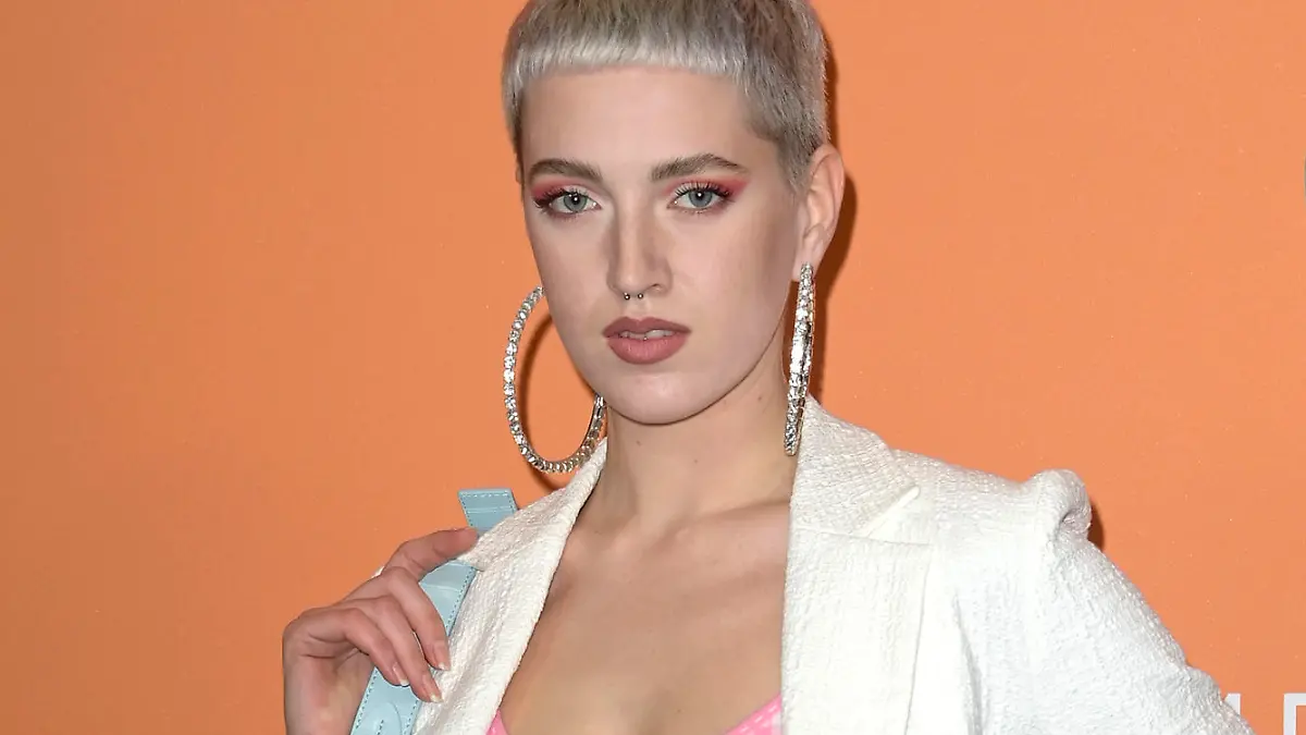 Lou-Anne Gleißenebner-Teskey bei der Marc Cain Fashion Show auf der Berlin Fashion Week Autumn/Winter 2023 in der Haupthalle vom Flughafen Tempelhof. Berlin, 18.01.2023