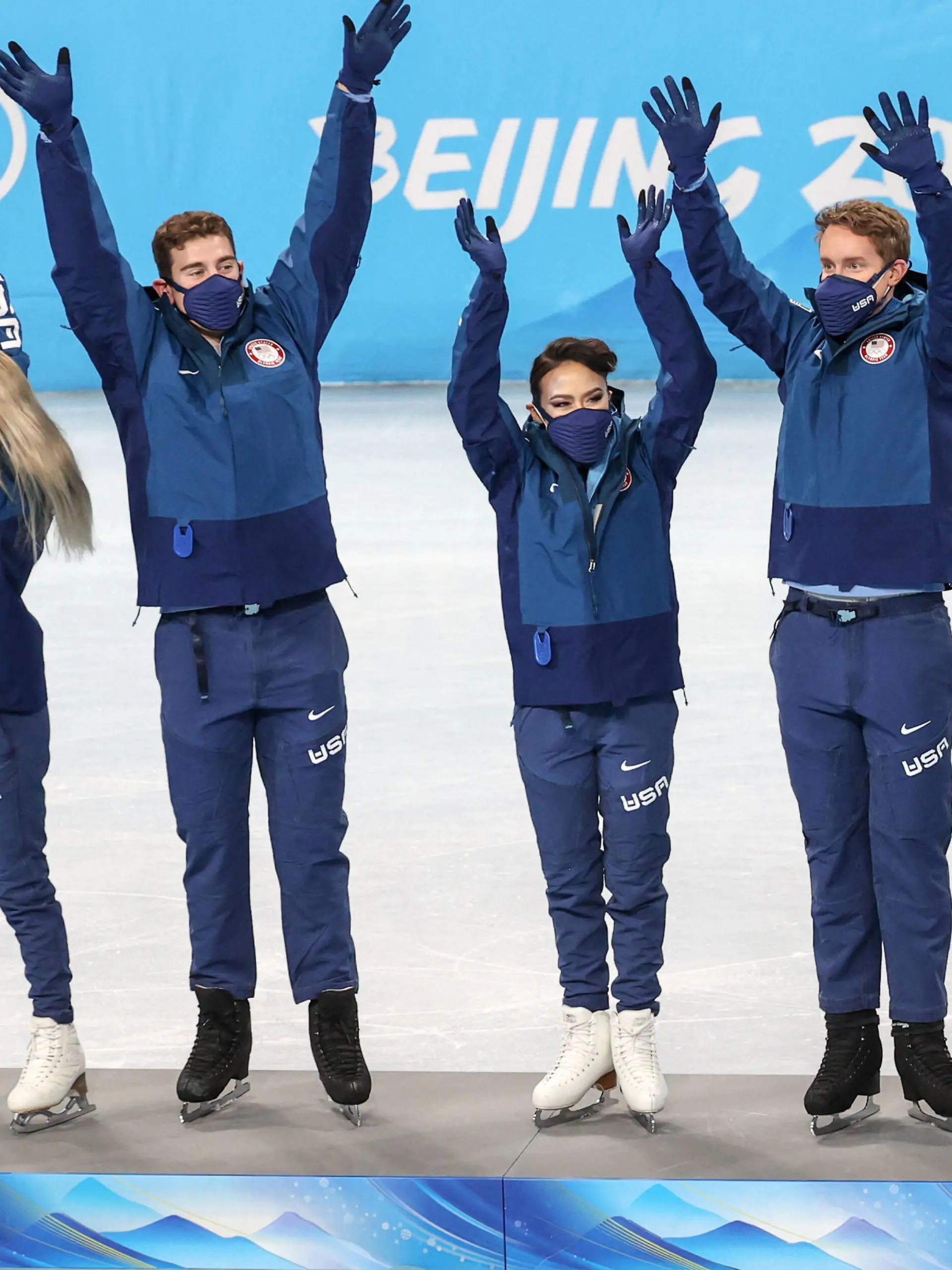 BEIJING, CHINA - FEBRUARY 7, 2022: Silver medalists, Team USA attend a flower ceremony for the team Figure skating, Eiskunstlauf competition at the 2022 Winter Olympic Games, Olympische Spiele, Olympia, OS at the Capital Indoor Stadium. Sergei Bobylev/TASS PUBLICATIONxINxGERxAUTxONLY TS121ADB 