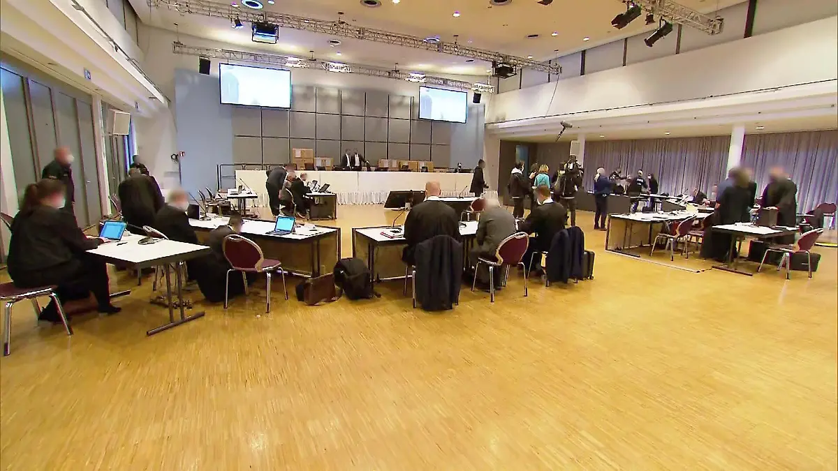 Die Staatsanwaltschaft geht davon aus, dass das Unterlassen des Einschreitens in der Sorge um die Reputation der Klinik und aus Angst sich dem Vorwurf des „Mobbings“ und der falschen Verdächtigung auszusetzen, geschehen sei.