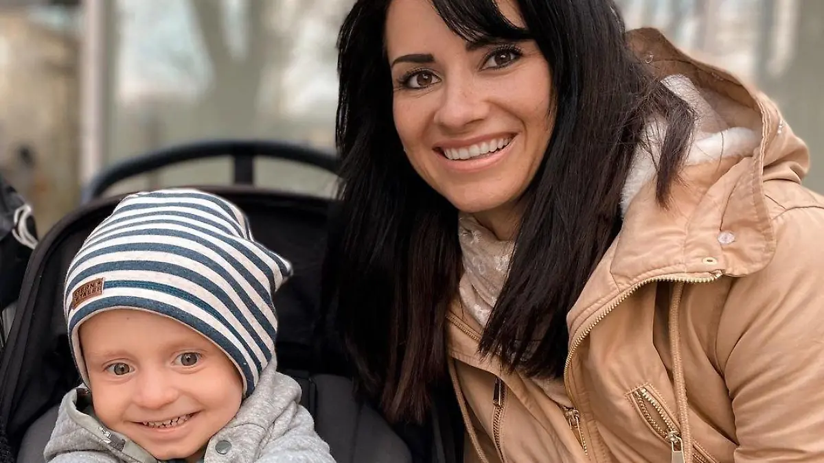 Daniel (3) und seine Mutter Diana Dietrich. Der Junge leidet an einer seltenen Herzkrankheit. Jetzt wurde endlich ein Spenderherz für ihn gefunden.