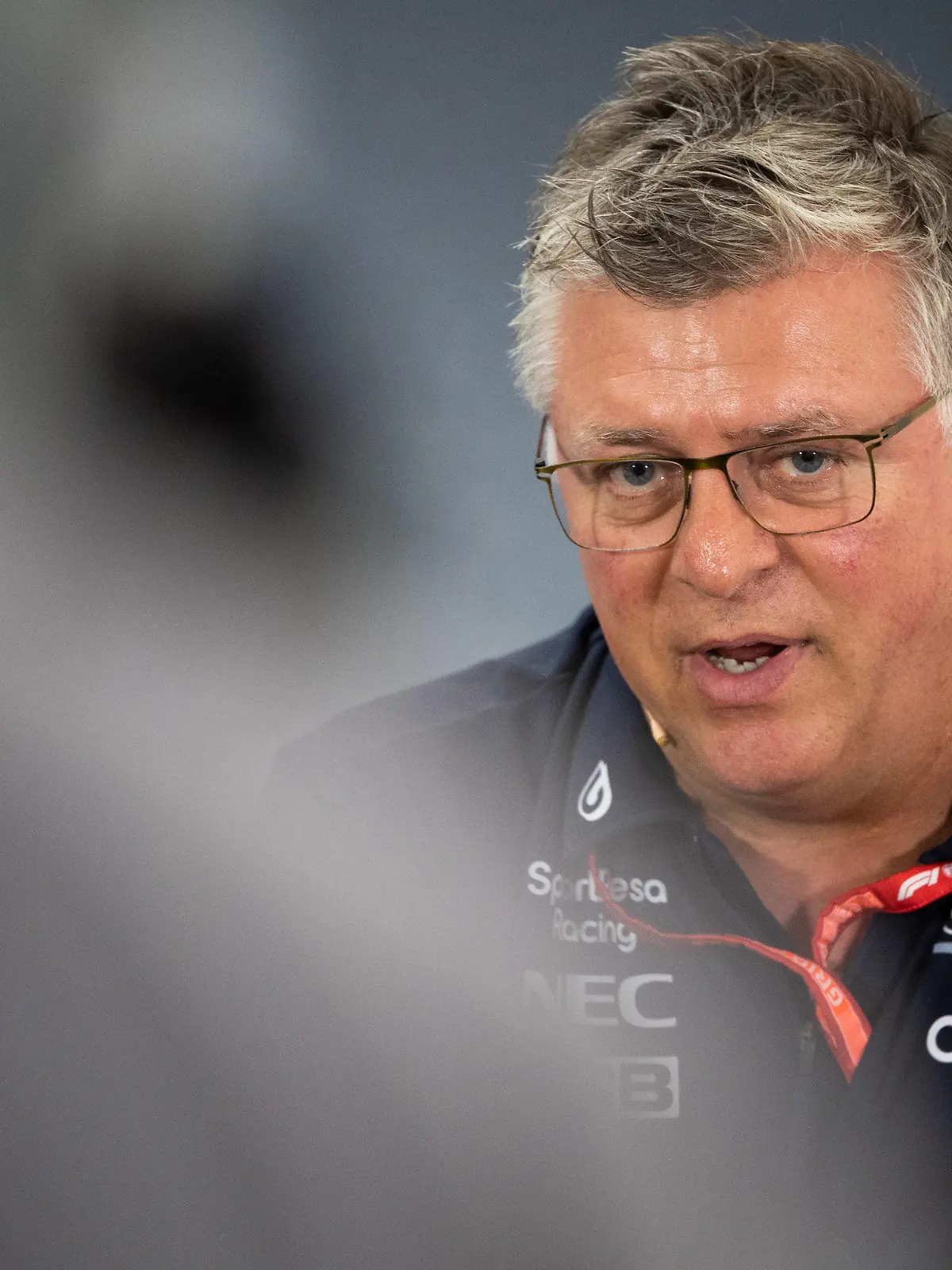 ARCHIV - 26.07.2019, Baden-Württemberg, Hockenheim: Motorsport: Formel-1-Weltmeisterschaft, Grand Prix von Deutschland. Otmar Szafnauer, Teamchef des Teams Sportpesa Racing Point F1, nimmt an einer Pressekonferenz teil. (zu dpa «Aston-Martin-Teamchef will mit Vettel Platz 3 in der Teamwertung») Foto: Sebastian Gollnow/dpa +++ dpa-Bildfunk +++