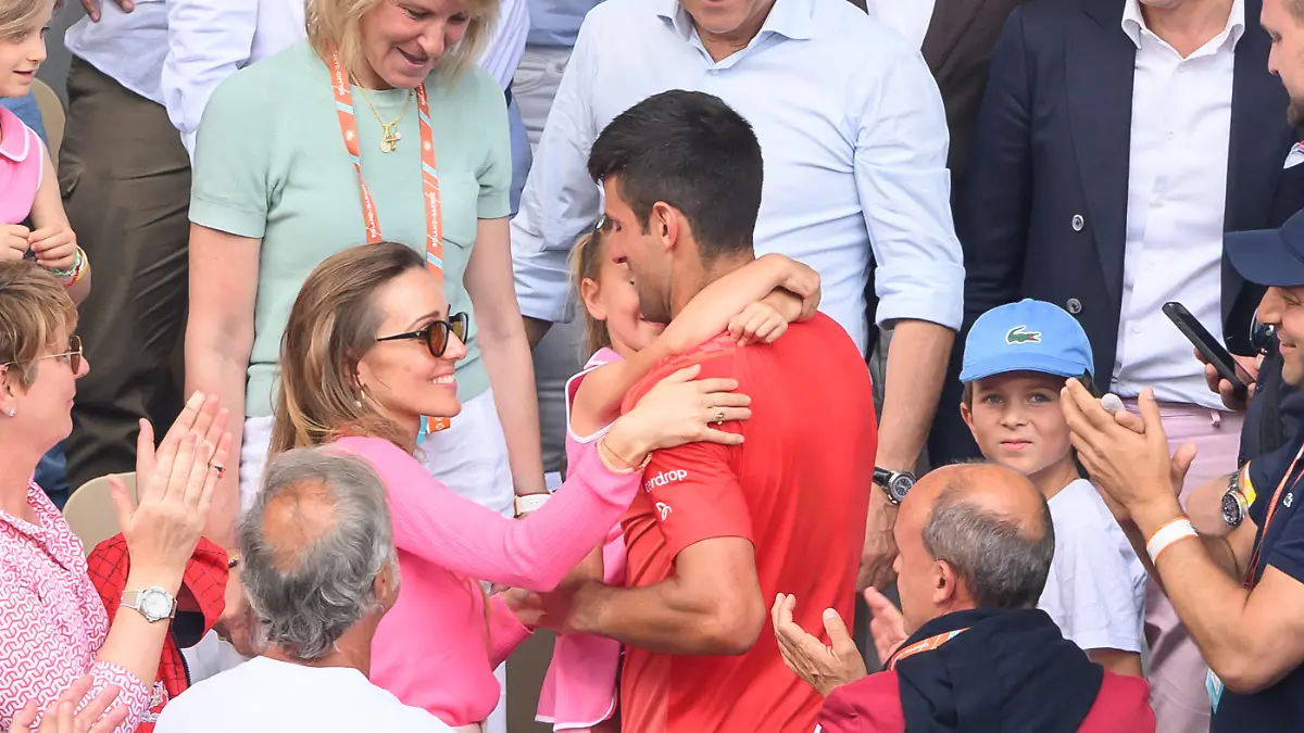 French Open - Novak Djokovic With Family Please hide child s face prior to the publication - Jelena and Novak Djokovic of Serbia celebrate winning the men s singles final match against Casper Ruud during the French Open 2021 at Roland Garros on June 11, 2023 in Paris, France. Photo by Laurent Zabulon/ABACAPRESS.COM Paris France PUBLICATIONxNOTxINxFRAxSPAxUKxUSAxBELxPOL Copyright: xZabulonxLaurent/ABACAx 856642_016 ZabulonxLaurent/ABACAx 856642_016