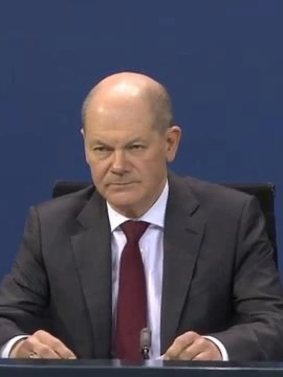 Olaf Scholz hat in der Pressekonferenz nach der Bund-Länder-Runde für eine allgemeine Impfpflicht - erneut - geworben.
