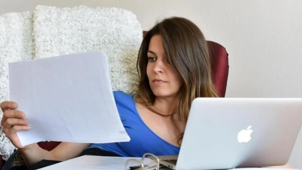 Einen Handyvertrag online zu kündigen, scheint einfach. Ist es aber nicht immer. Foto: Jens Kalaene