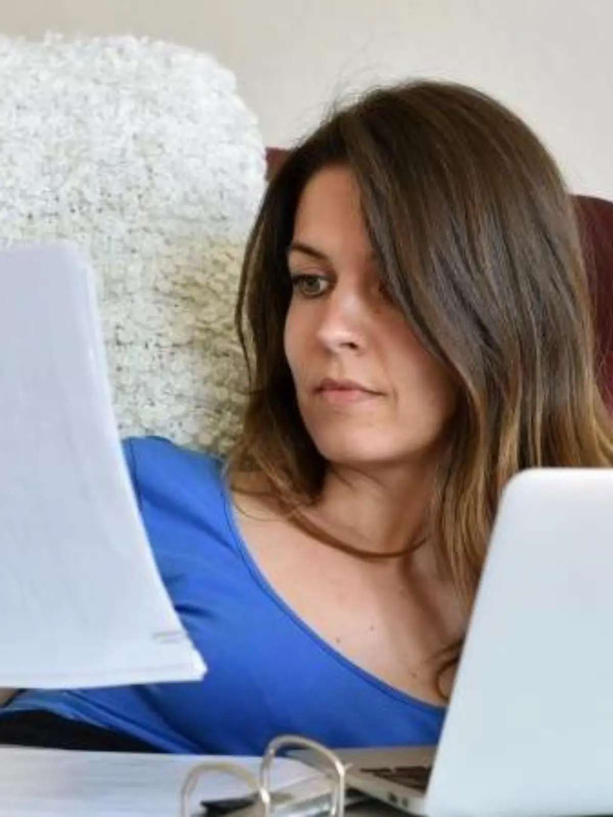 Einen Handyvertrag online zu kündigen, scheint einfach. Ist es aber nicht immer. Foto: Jens Kalaene