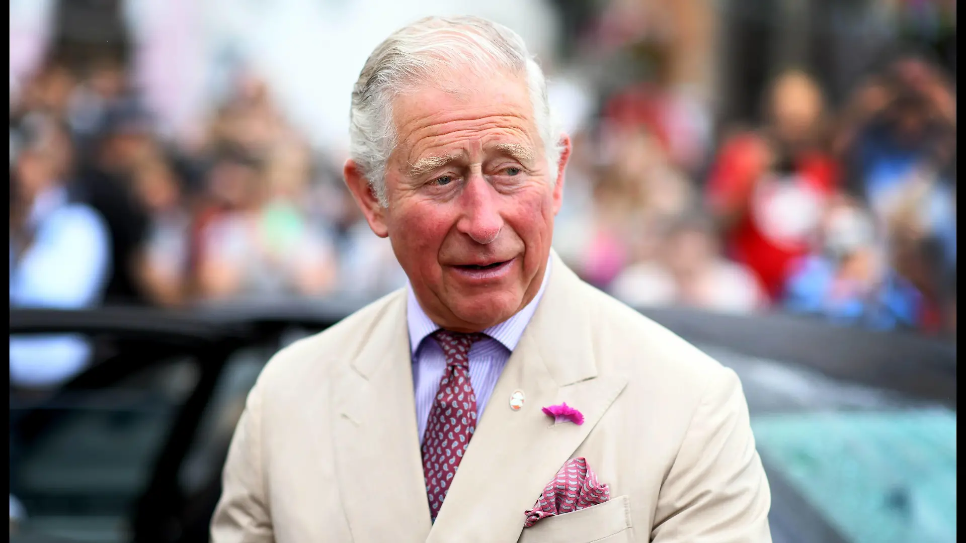  Prinz Charles und Camilla besuchen Cornwall . 16/07/2018. Fowey, United Kingdom. Prince Charles the Duchess of Cornwall visit Cornwall. The Duke and Duchess of Cornwall visit the celebration of Fowey festival meeting local businesses, representatives from Fowey gig club and members of the RNLI on Fowey Quay. PUBLICATIONxINxGERxSUIxAUTxHUNxONLY xAndrewxParsonsx/xi-Imagesx IIM-18220-0026