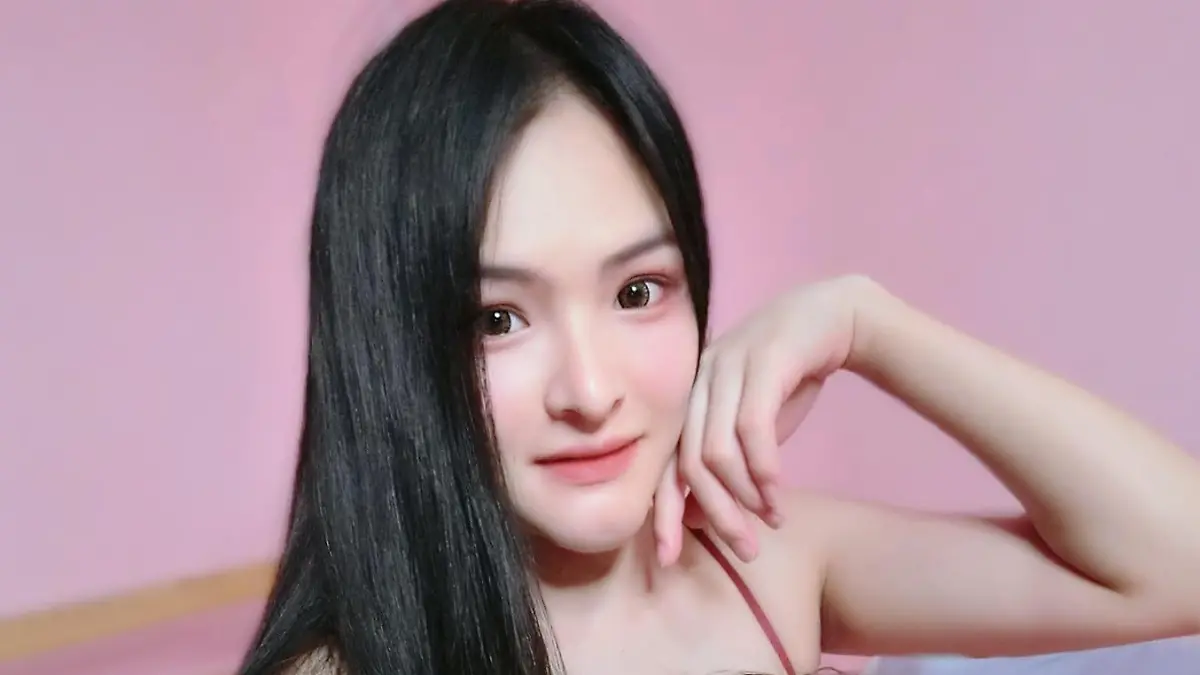 Wiyada Pontawee and Chawanakon Hancharoenpanna
NEWS COPY - WITH VIDEO AND PICTURES
A two-year-old boy drowned in a villa’s swimming pool while his OnlyFans model mother partied with friends for a photoshoot in the house inside.
The youngster Chawanakon Hancharoenpanna was taken with his mother Wiyada Pontawee, 26, and her photographer husband to the house in Pattaya, Thailand, on Valentine’s Day.
Several other adult models are also understood to have attended the party, which also doubled as a photoshoot.
Wiyada, whose nickname is ‘Soda’, posed in front of the pool in a revealing black bikini earlier in the day. The lad, along with his younger brother and another child, were also pictured splashing around in the pool.
Tragically, Chawanakon – who was just two days away from his third birthday – drowned in the pool later that evening while his mother was 'working' inside having her pictures and video taken. She regularly poses in explicit images for OnlyFans and other adult platforms.
The emergency services were called at 10pm and raced to the scene in an ambulance. Medics performed CPR on the youngster and he was taken to hospital before being pronounced dead later that evening.
NEWS COPY - WITH VIDEO AND PICTURES
A two-year-old boy drowned in a villa’s swimming pool while his OnlyFans model mother partied with friends for a photoshoot in the house inside.
The youngster Chawanakon Hancharoenpanna was taken with his mother Wiyada Pontawee, 26, and her photographer husband to the house in Pattaya, Thailand, on Valentine’s Day.
Several other adult models are also understood to have attended the party, which also doubled as a photoshoot.
Wiyada, whose nickname is ‘Soda’, posed in front of the pool in a revealing black bikini earlier in the day. The lad, along with his younger brother and another child, were also pictured splashing around in the pool.
Tragically, Chawanakon – who was just two days away from his third birthd