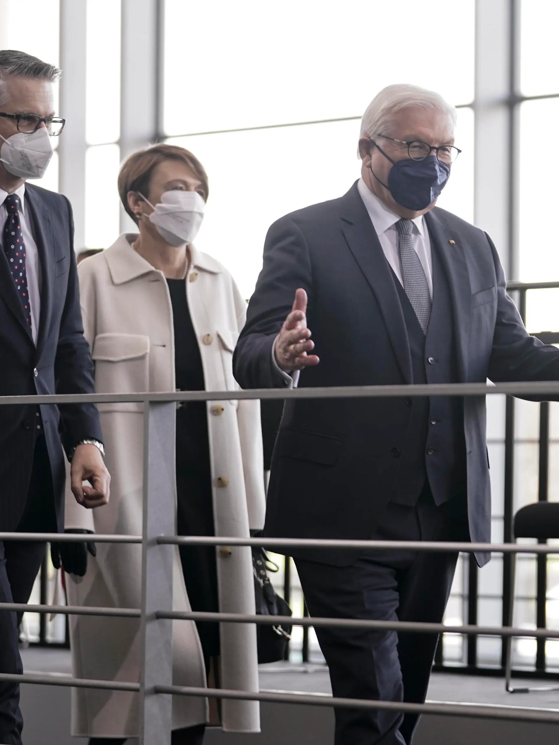  17. Bundesversammlung Wahl des Bundespraesidenten Aktuell, 13.02.2022, Berlin, Bundespraesident Frank-Walter Steinmeier und Elke Buedenbender auf der Ehrentribuene bei der 17. Bundesversammlung im Paul-Loebe-Haus in Berlin Berlin Berlin Deutschland *** 17 Federal Assembly Election of the Federal President Current, 13 02 2022, Berlin, German President Frank Walter Steinmeier and Elke Buedenbender on the honorary tribune at the 17 Federal Assembly in the Paul Loebe House in Berlin Berlin Germany