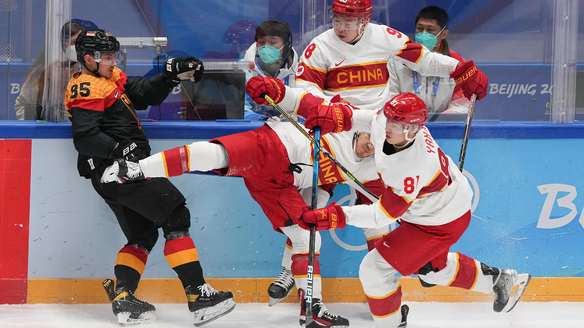  220212 -- BEIJING, Feb. 12, 2022 -- Athletes of China compete during the Ice hockey, Eishockey men s preliminary round Group A match between China and Germany at National Indoor Stadium in Beijing, capital of China, Feb. 12, 2022.  BEIJING2022CHINA-BEIJING-OLYMPIC Winter games, Winterspiele,Spiele, Summer games ICE HOCKEY-MEN S PRELIMINARY-USA VS CANCN DuxYu PUBLICATIONxNOTxINxCHN