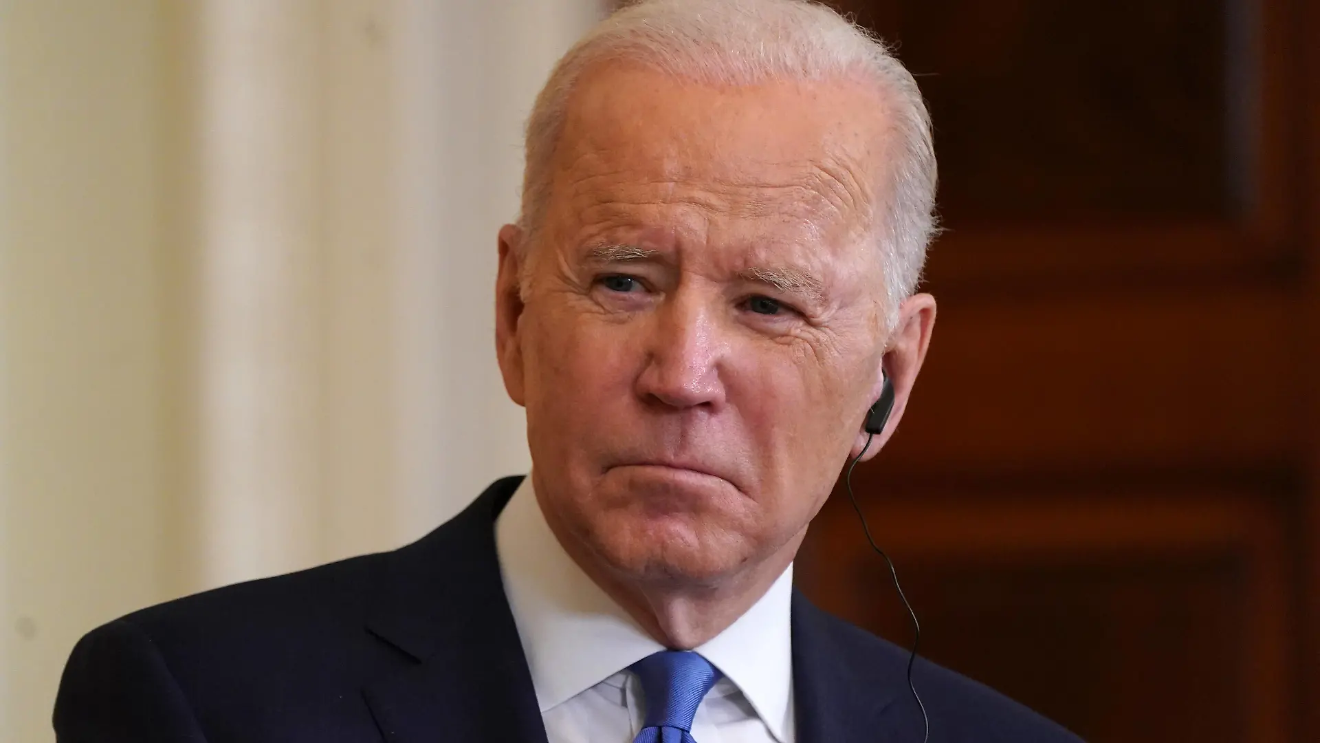 U.S President Joe Biden listens as he participates in a joint press conference with German Chancellor Olaf Scholz in the East Room of the White house on Monday, February 7, 2022 in Washington, D.C. PUBLICATIONxINxGERxSUIxAUTxHUNxONLY WAP2022020704 LeighxVogel