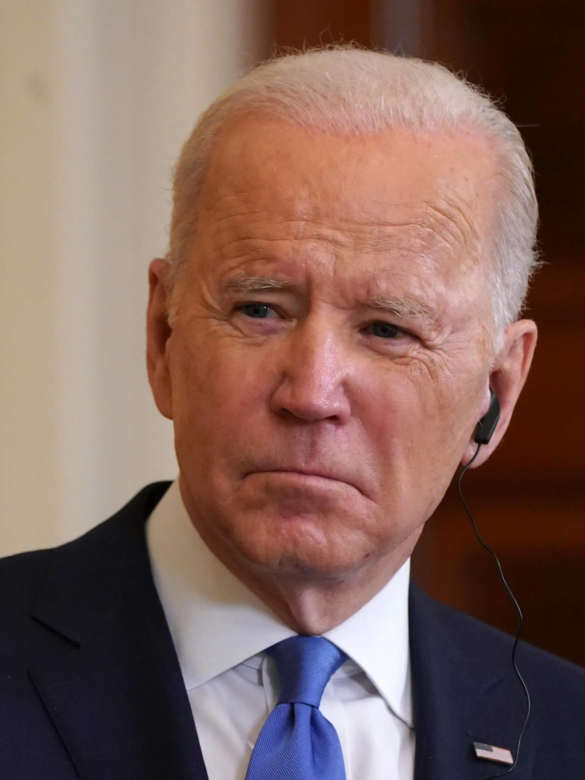  U.S President Joe Biden listens as he participates in a joint press conference with German Chancellor Olaf Scholz in the East Room of the White house on Monday, February 7, 2022 in Washington, D.C. PUBLICATIONxINxGERxSUIxAUTxHUNxONLY WAP2022020704 LeighxVogel