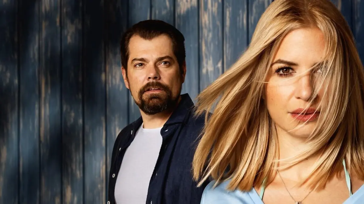 Daniel Fehlow und Susan Sideropoulos stehen für das GZSZ-Spin-Off „Leon – Glaub nicht alles, was du siehst“ wieder gemeinsam vor der Kamera.