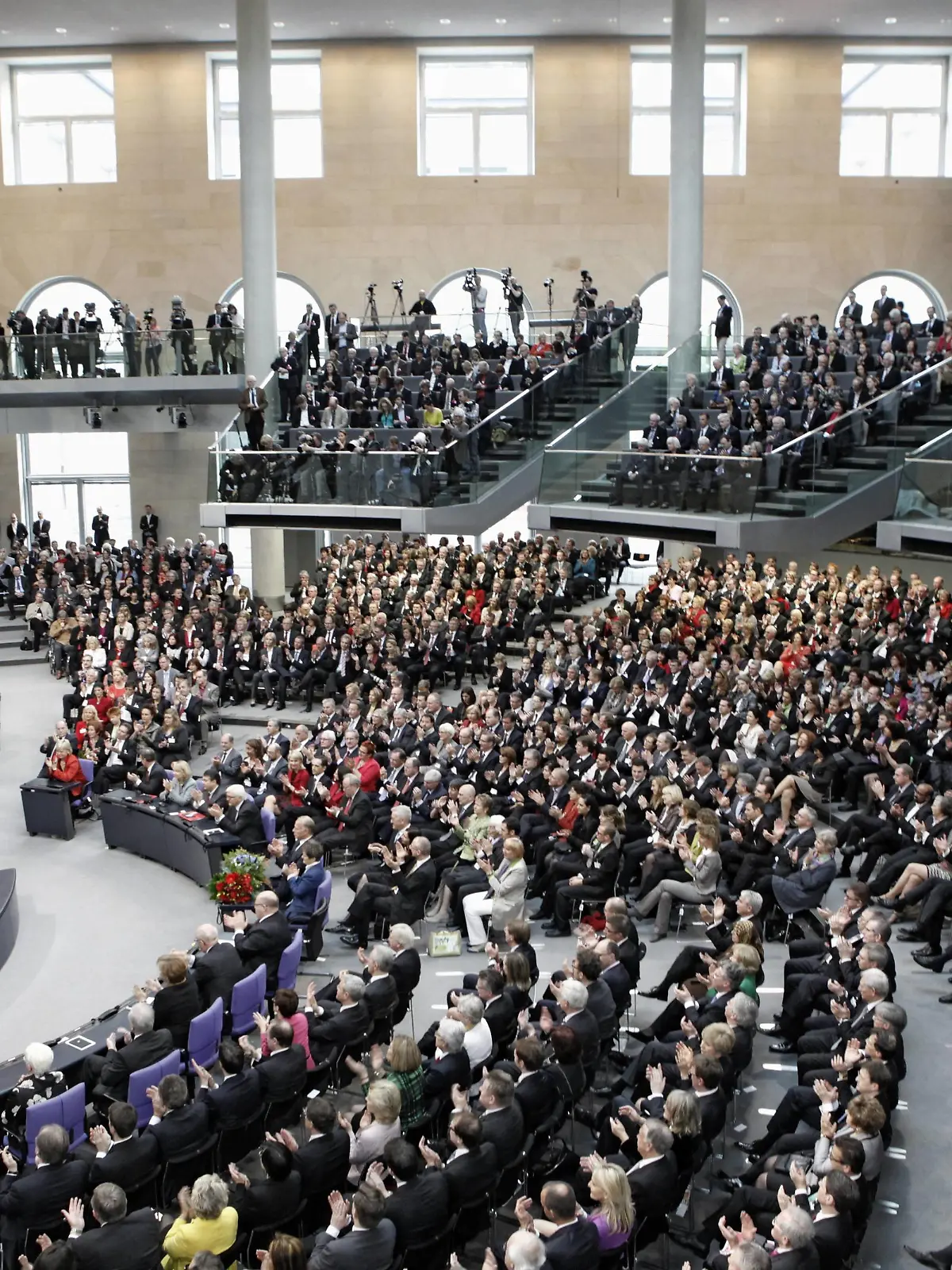Bildnummer: 57517366  Datum: 18.03.2012  Copyright: imago/Stefan Zeitz
Berlin, 18.03.2012 Die 15. Bundesversammlung im Berliner Reichstag zur Wahl des Bundespräsidenten der Bundesrepublik Deutschland.  Zu sehen: Joachim Gauck hält seine Antrittsrede People Politik Wahl des Bundespräsidenten Bundespräsidentenwahl x1x xkg 2012 quer

 57517366 Date 18 03 2012 Copyright Imago Stefan Zeitz Berlin 18 03 2012 the 15 Federal Assembly in Berlin Reichstag to Choice the Federal President the Federal Germany to see Joachim Gauck holds his Inaugural speech Celebrities politics Choice the Federal President Federal presidential election x1x xkg 2012 horizontal 