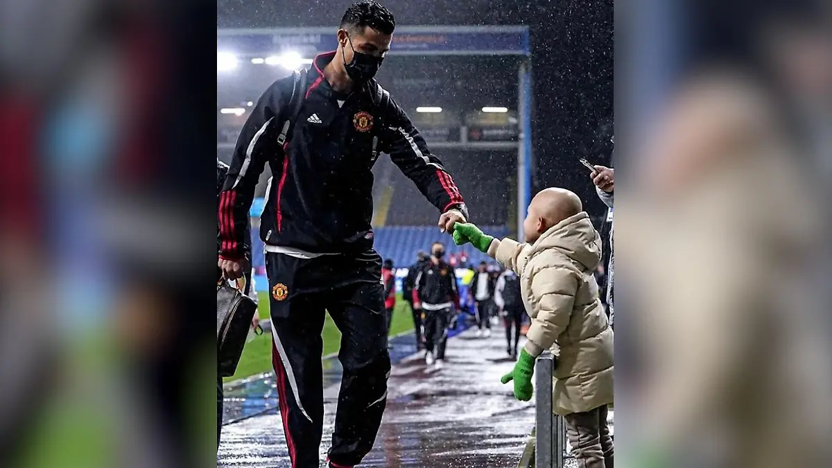 Fans sind und werden immer das Beste im Fußball sein, und wir müssen alles respektieren, was sie für ihre Vereine ertragen.