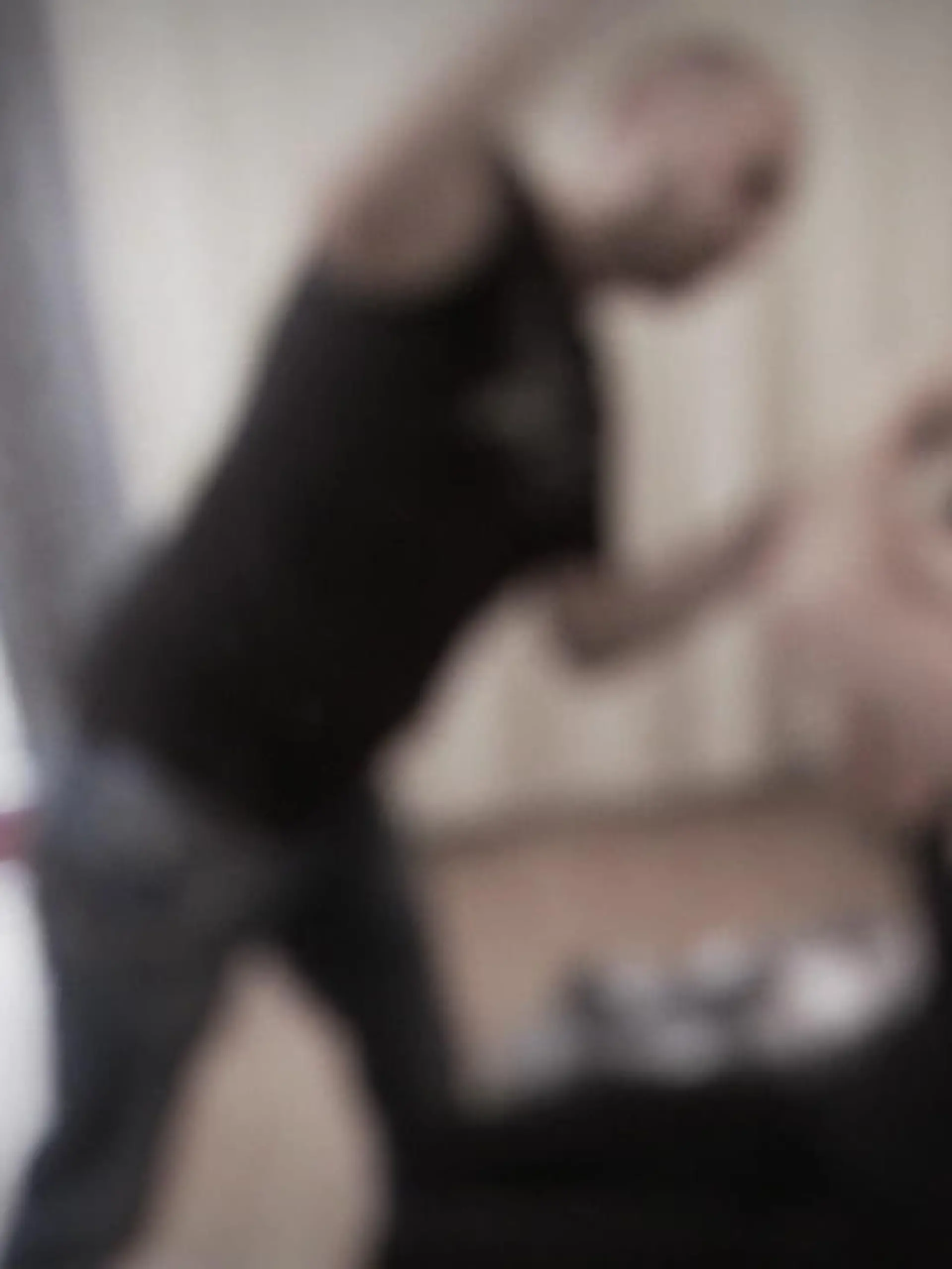 Es ist ein erschreckendes Ergebnis: Ein Drittel der befragten Männer finden Gewalt gegen Frauen "akzeptabel". Das hat die nach eigenen Angaben repräsentative Umfrage der Hilfsorganisation Plan international Deutschland ergeben. Eine Befragung, die klar macht, dass ein großer Teil der Bevölkerung in alten Rollenbildern feststeckt, wie im Video näher erklärt wird.