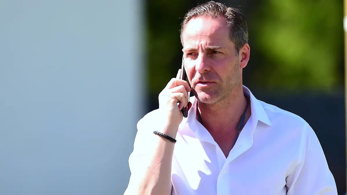 Scheinhardt Daniel Spielerberater , FC St Pauli Training 030718 , Spielort: Trainingszentrum Kollaustrasse , Rellingen Hamburg Germany *** Scheinhardt Daniel Player Advisor , FC St Pauli Training 030718 , Venue Training Center Kollaustrasse , Rellingen Hamburg Germany