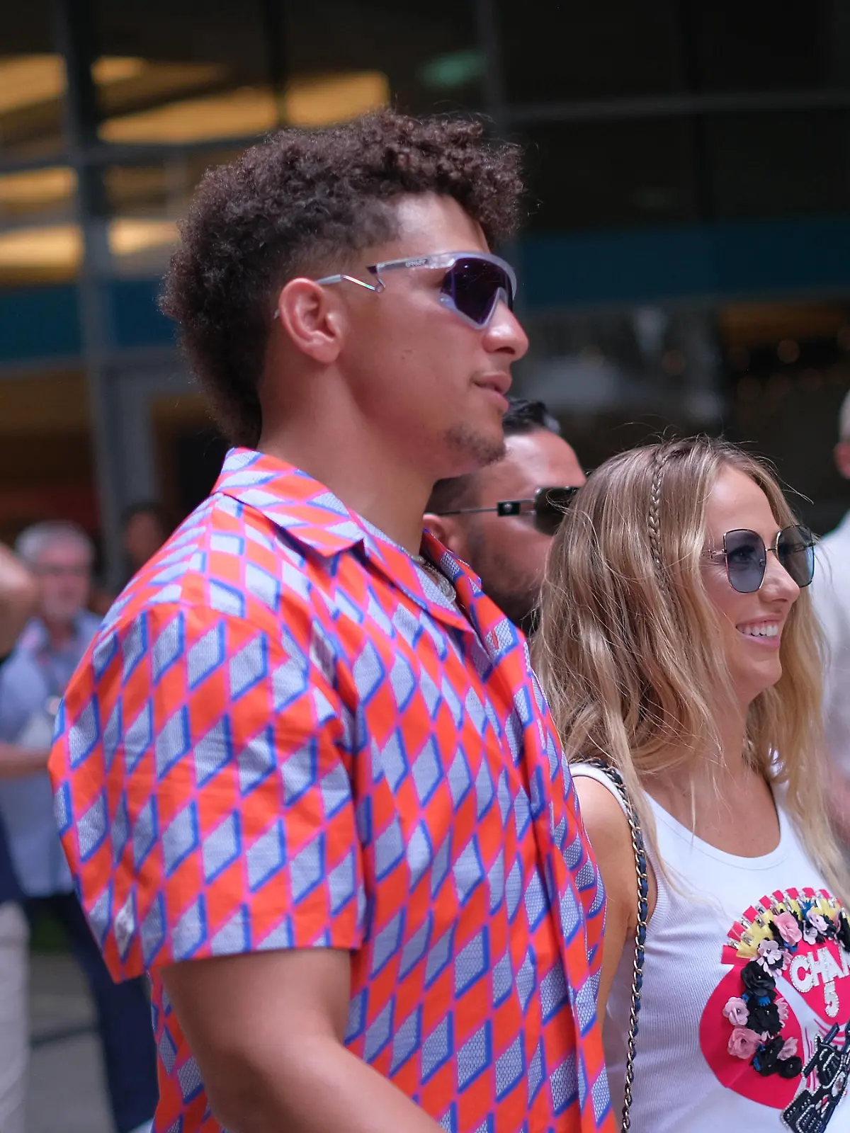 April 29, 2023, Miami, FL, USA: MAY 7th, 2023: Patrick Mahomes and wife during the Miami Grand Prix race week in Miami Gardens, FL. Jason Pohuski/BMR Miami USA - ZUMAb241 20230429_zsa_b241_060 Copyright: xJasonxPohuskix/xBmrxMediax