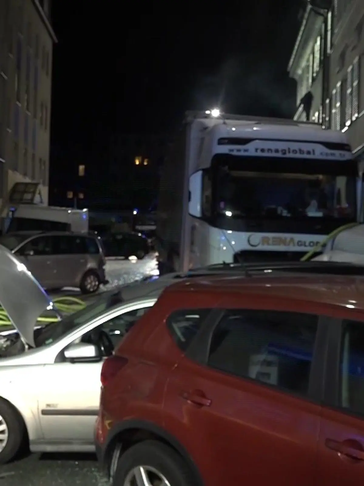 Fürth: Betrunkener Lkw-Fahrer hinterlässt Schneise der Verwüstung