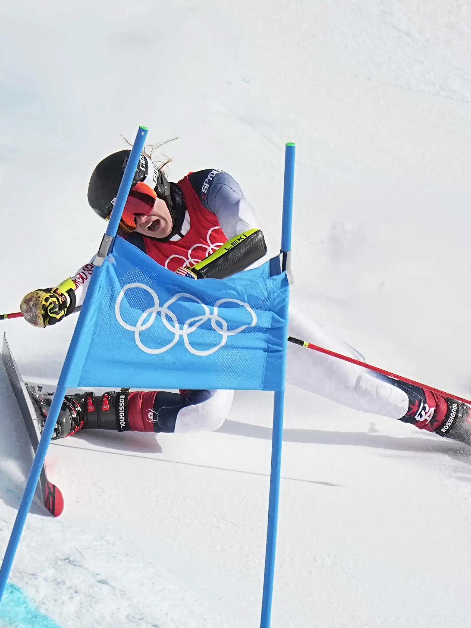 Olympia, Ski Alpin, Riesenslalom, Damen, 2. Durchgang im Nationalen Ski-Alpin-Zentrum. Nina OBrien aus den USA stürzt auf der Piste.