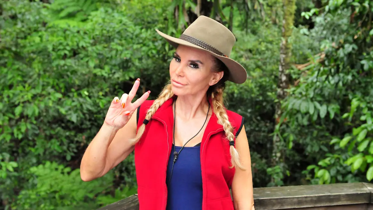 Tag 12. Die Zuschauer haben entschieden. Tatjana Gsell muss das Camp verlassen.
Verlinkung:'Alle Infos zu 'Ich bin ein Star - Holt mich hier raus!' im Special bei RTL.de: www.rtl.de/cms/sendungen/ich-bin-ein-star.html
