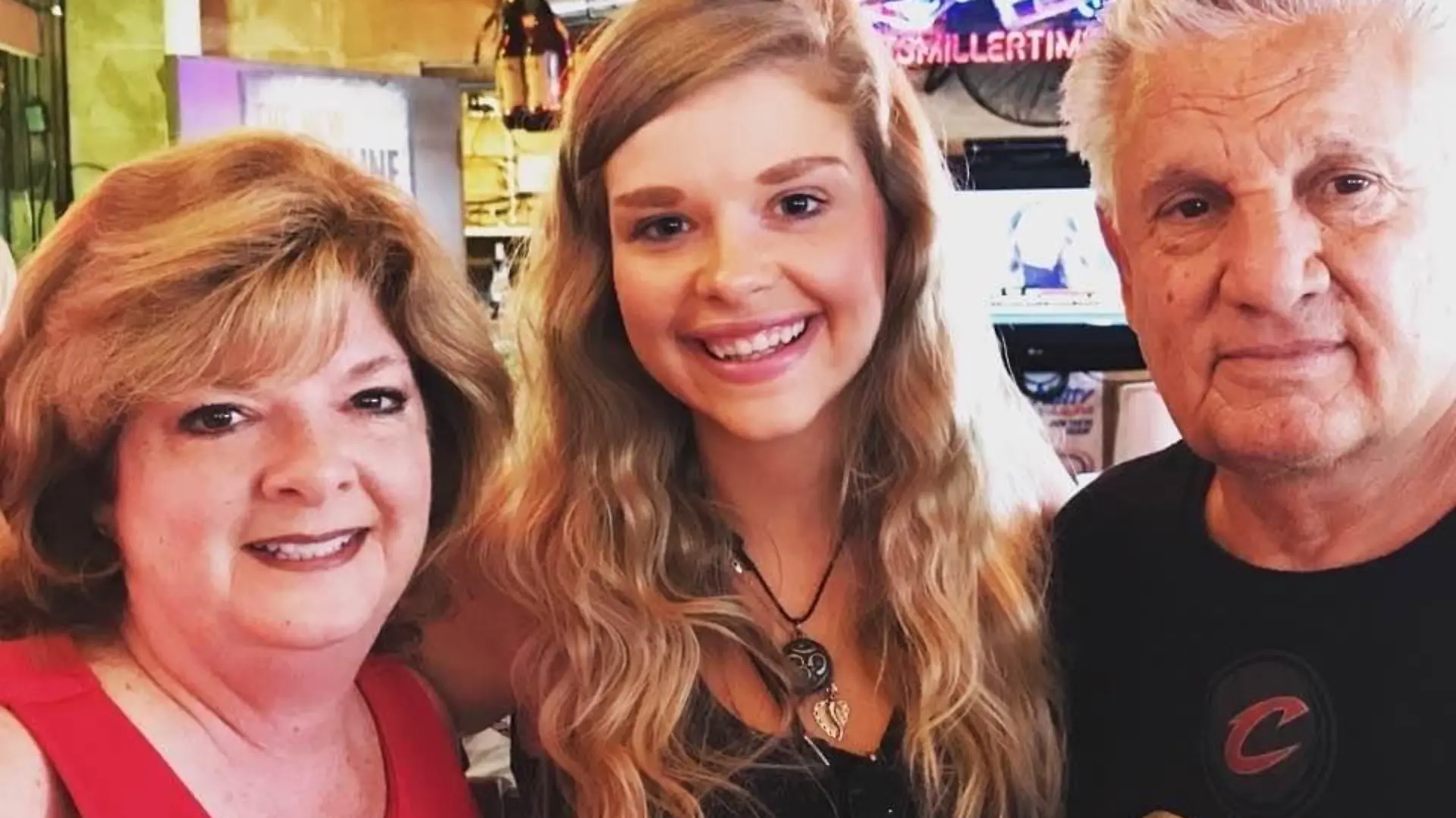 Jeanine, Jessica und Mike Harvey: Seit Weihnachten 2020 ist nichts mehr so, wie es mal war.