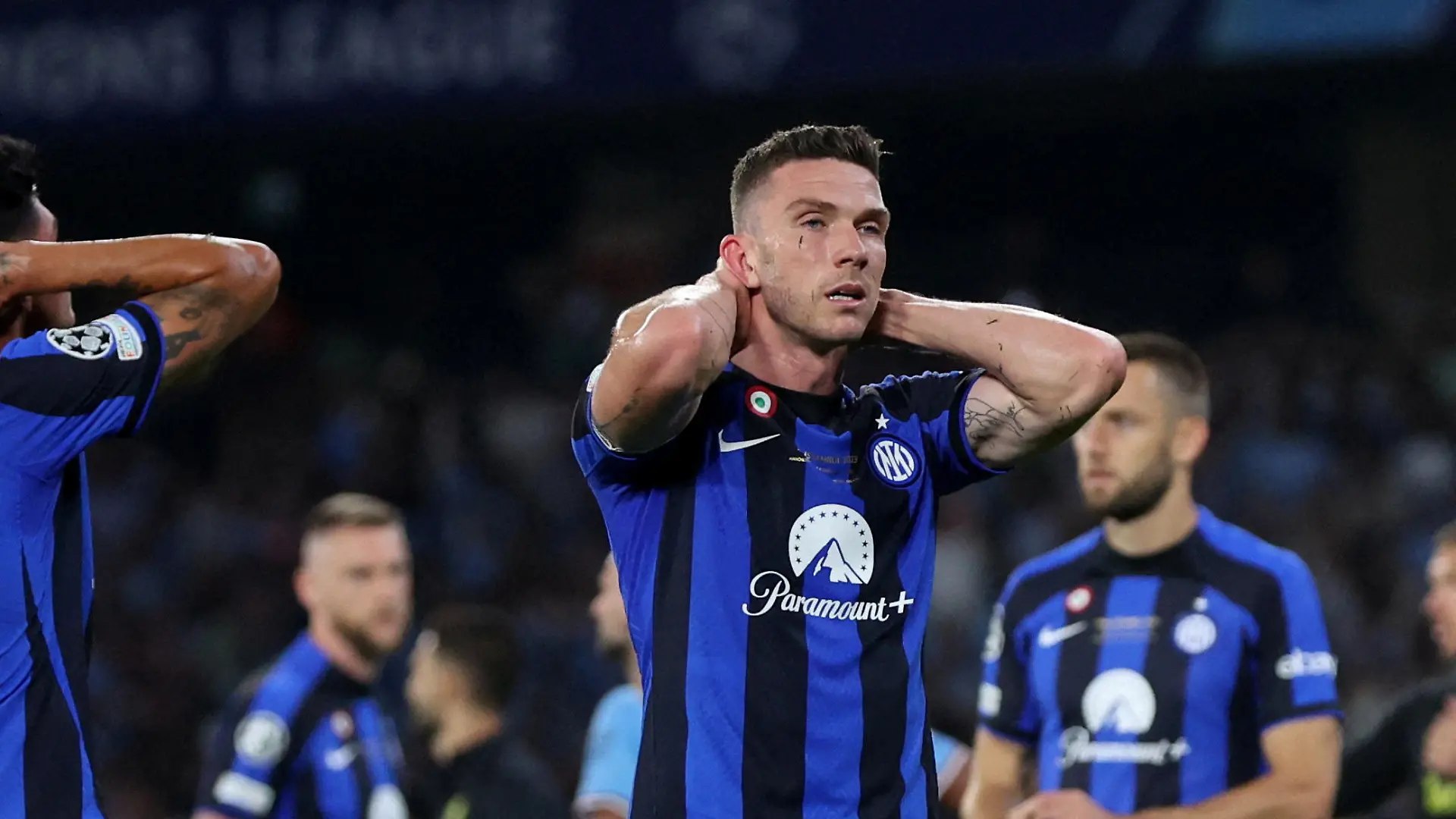 Soccer Football - Champions League Final - Manchester City v Inter Milan - Ataturk Olympic Stadium, Istanbul, Turkey - June 10, 2023 Inter Milan's Robin Gosens looks dejected after losing the champions league final REUTERS/Murad Sezer     TPX IMAGES OF THE DAY