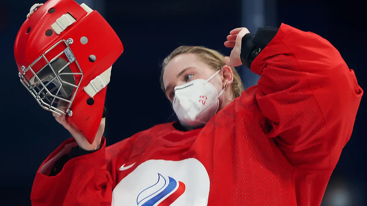 BEIJING, CHINA - FEBRUARY 7, 2022: Goalie Daria Gredzen of the ROC Team is seen during the women s Group A Ice hockey, Eishockey match against Canada at the 2022 Winter Olympic Games, Olympische Spiele, Olympia, OS at the Wukesong Sports Centre. Anton Novoderezhkin/TASS PUBLICATIONxINxGERxAUTxONLY TS121B01 