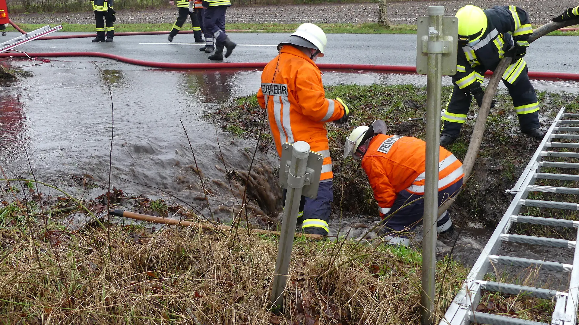 Die Feuerwehr an der Einsatzstelle