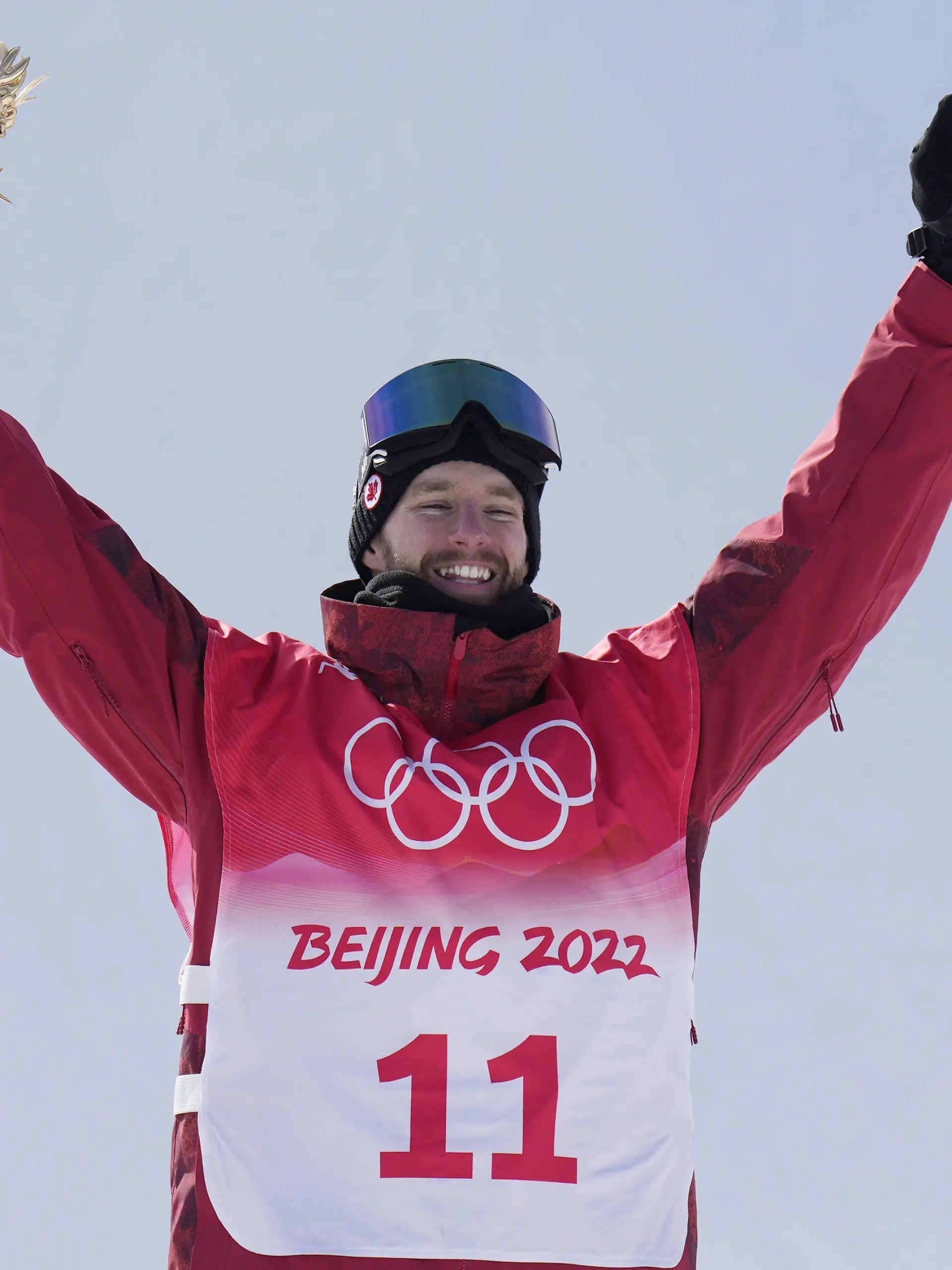  Gold medalist Max Parrot of Canada stands on the podium after the Men s Snowboard Slopestyle Finals during the 2022 Winter Olympics at Genting Snow Park in Zhangjiakou, China on Monday, February 7, 2022. China s Su Yiming won the silver medal and Canada s Mark McMorris won the bronze medal. PUBLICATIONxINxGERxSUIxAUTxHUNxONLY OLY20220207603 BOBxSTRONG