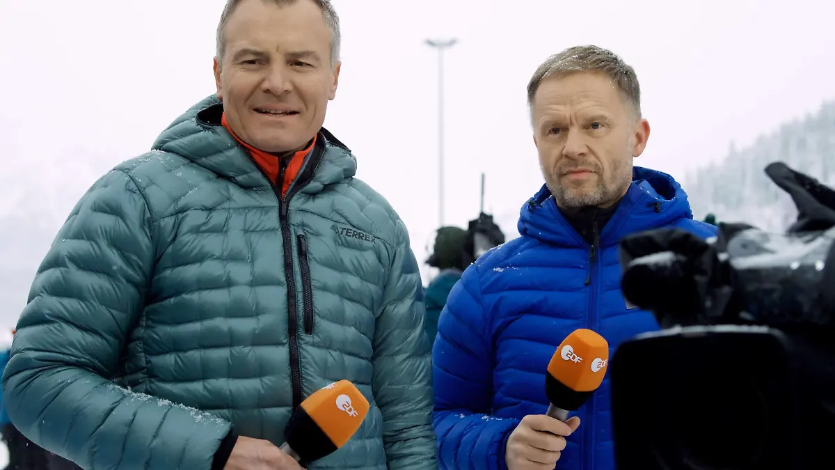 Biathlon Hochfilzen/ Austria 16.12.2018 Vlnr ZDF Experte Sven FISCHER und Moderator Alexander RUDA *** Biathlon Hochfilzen Austria 16 12 2018 Vlnr ZDF expert Sven FISCHER and presenter Alexander RUDA  