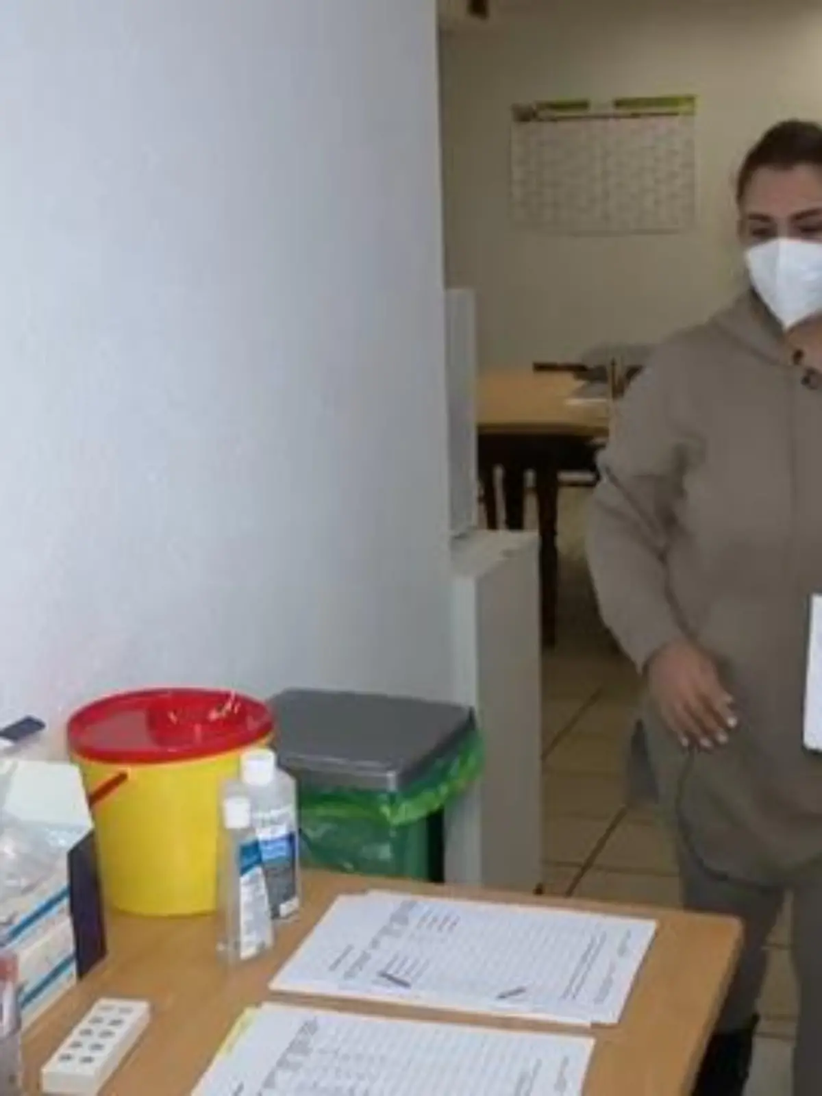 Bild zu: "Pflegedienst-Mitarbeiter in Quarantäne"