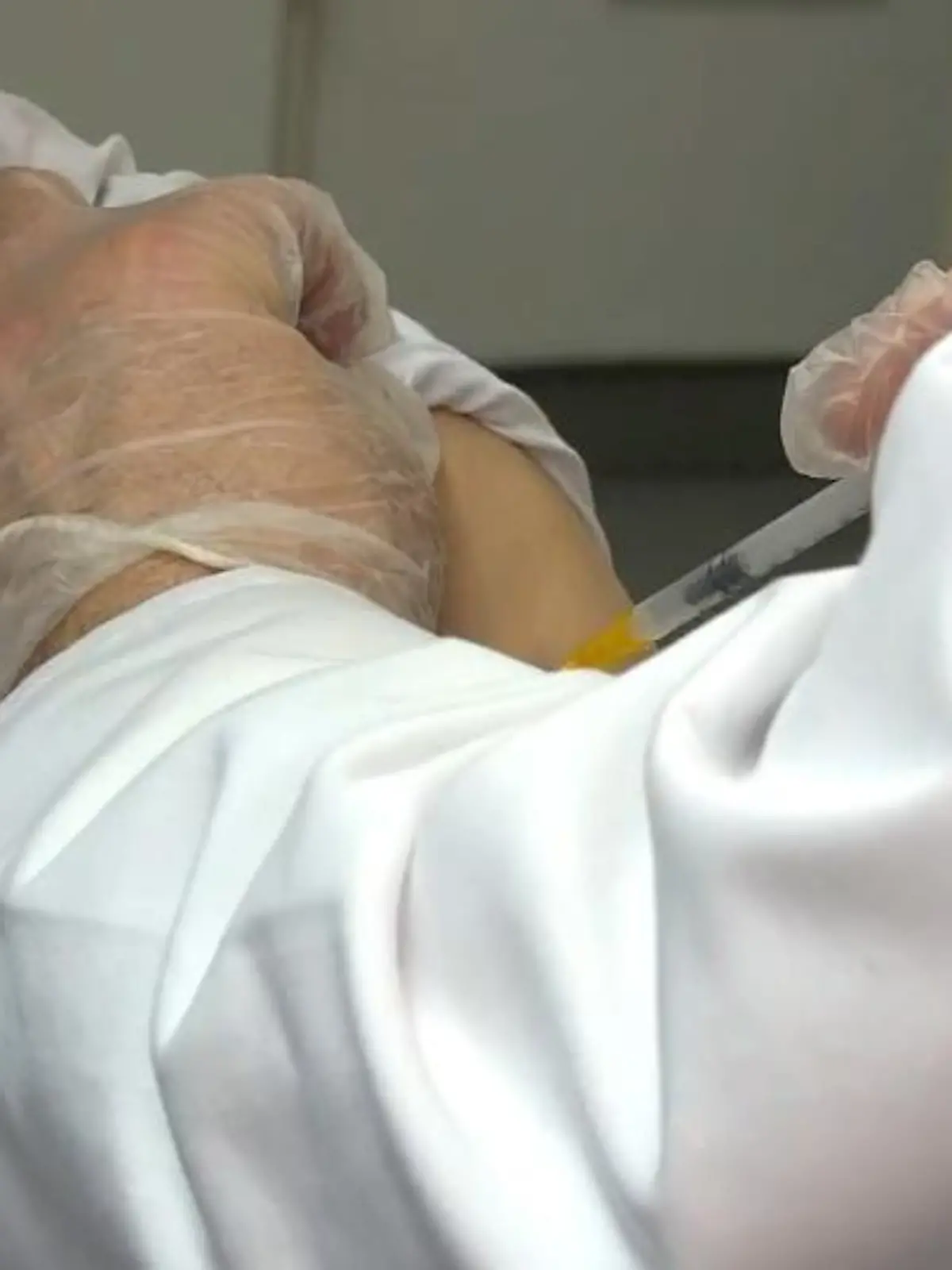 Bild zu: "Corona-Impfstart in Apotheken"