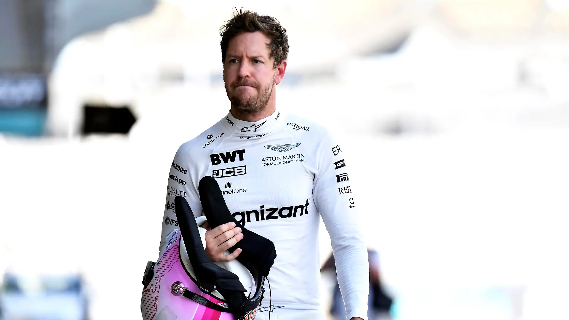 VETTEL Sebastian Team Aston Martin F1 FIA Test in Abu Dhabi 2021 am 15.12.2021 in den VAE auf dem Yas Marina Circuit *** VETTEL Sebastian Team Aston Martin F1 FIA Test in Abu Dhabi 2021 on 15 12 2021 in the UAE at the Yas Marina Circuit