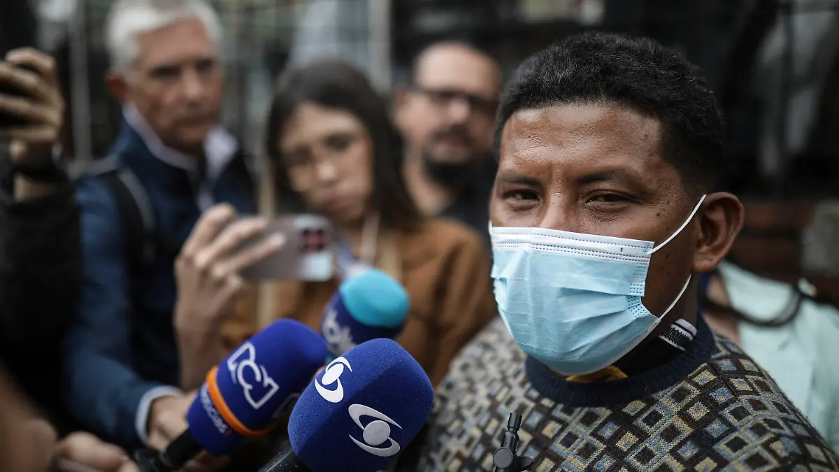 Manuel Ranoque, the father of two of the youngest Indigenous children who survived an Amazon plane crash that killed three adults, and then braved the jungle for 40 days before being found alive, speaks to the media from the entrance of the military hospital where the children are receiving medical attention, in Bogota, Colombia, Sunday, June 11, 2023. (AP Photo/Ivan Valencia)