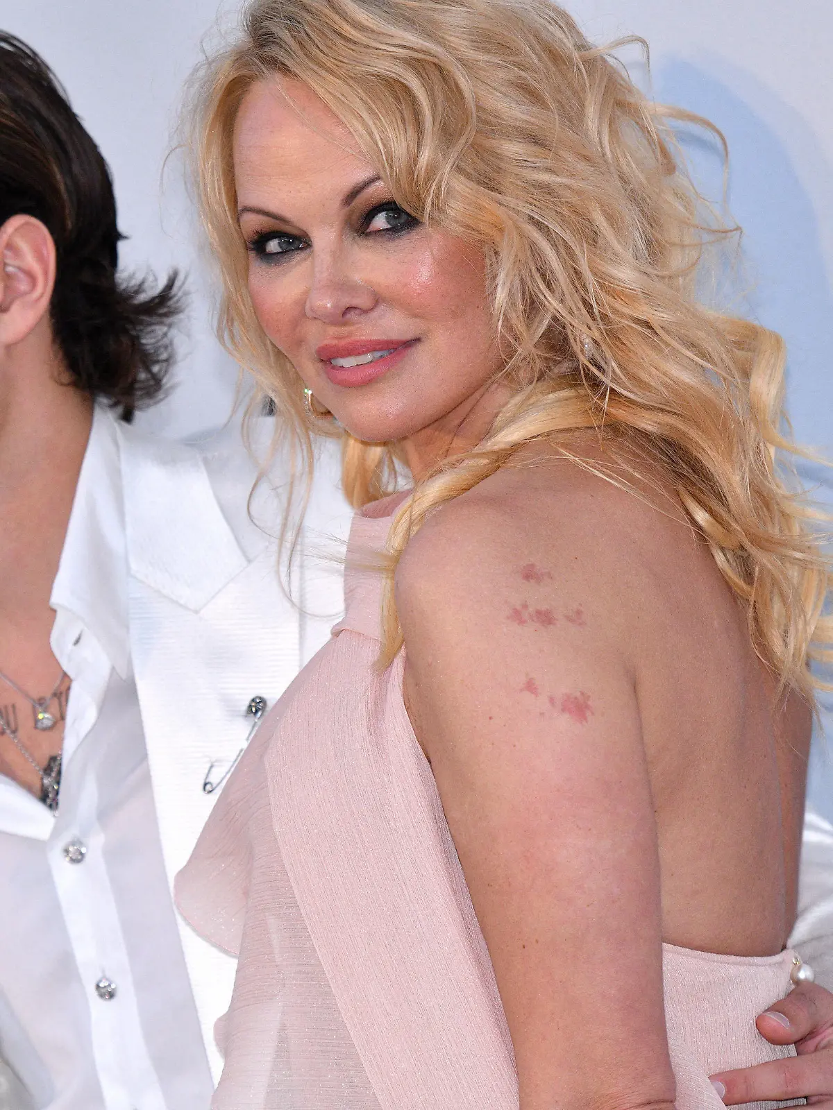 Brandon Lee and Pamela Anderson attend the amfAR Cannes Gala 2019 at Hotel du Cap-Eden-Roc on May 23, 2019 in Cap d'Antibes, France. Photo by Lionel Hahn/ABACAPRESS.COM