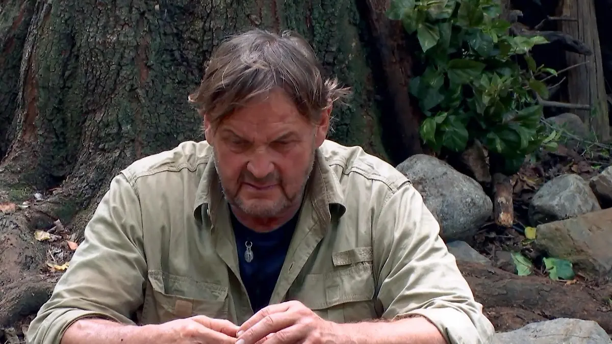 Peter Althof wird im Dschungelcamp sentimental.
