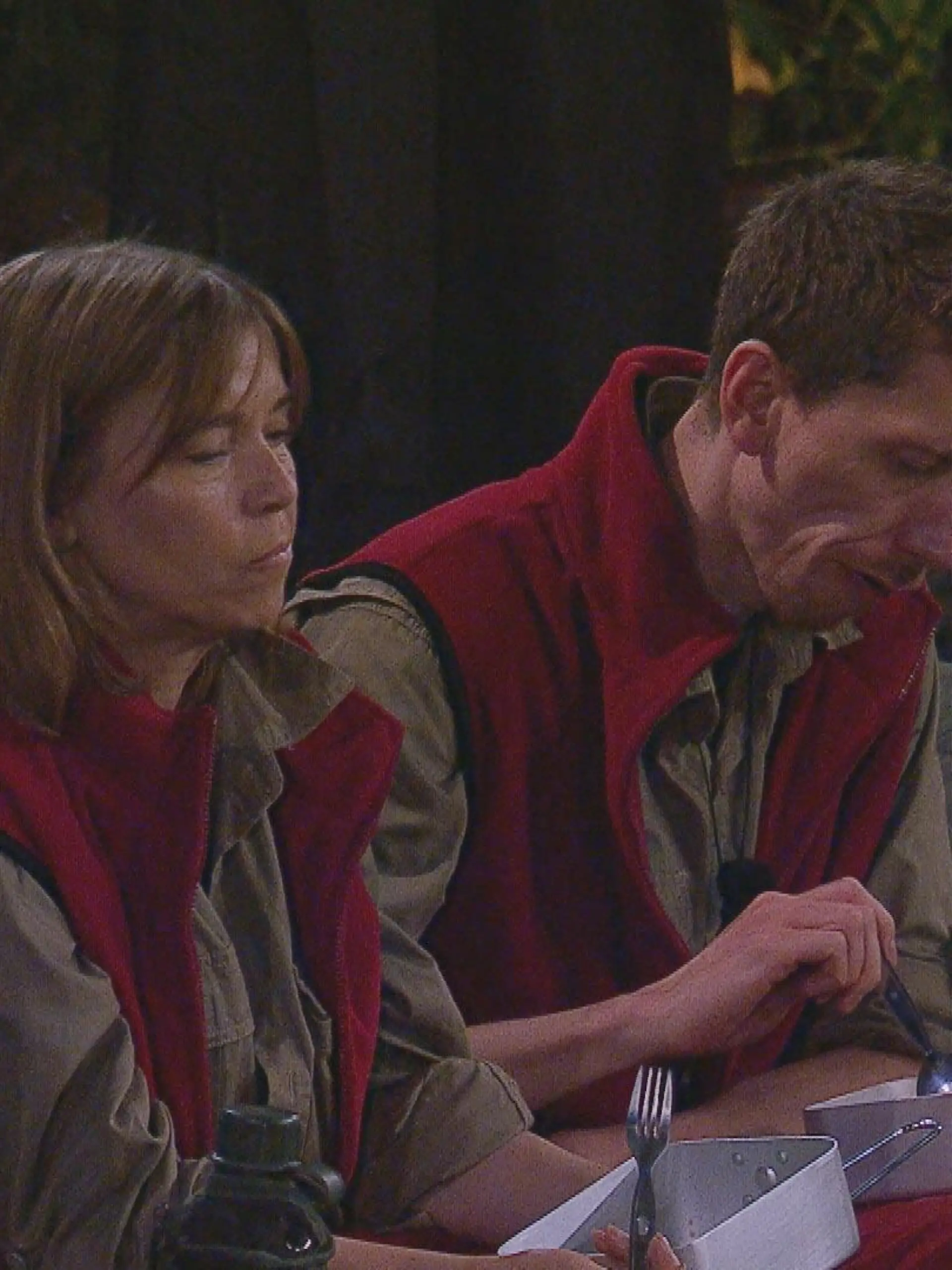 ACHTUNG: SPERRFRIST FÜR ALLE MEDIEN BIS DIENSTAG, 01.02.2022, 23.45 UHR !!!  Tag 12 im Camp. Tina Ruland und Manuel Flickinger geniessen das Abendessen.

Die Verwendung des sendungsbezogenen Materials ist nur mit dem Hinweis und Verlinkung auf RTL+ gestattet.